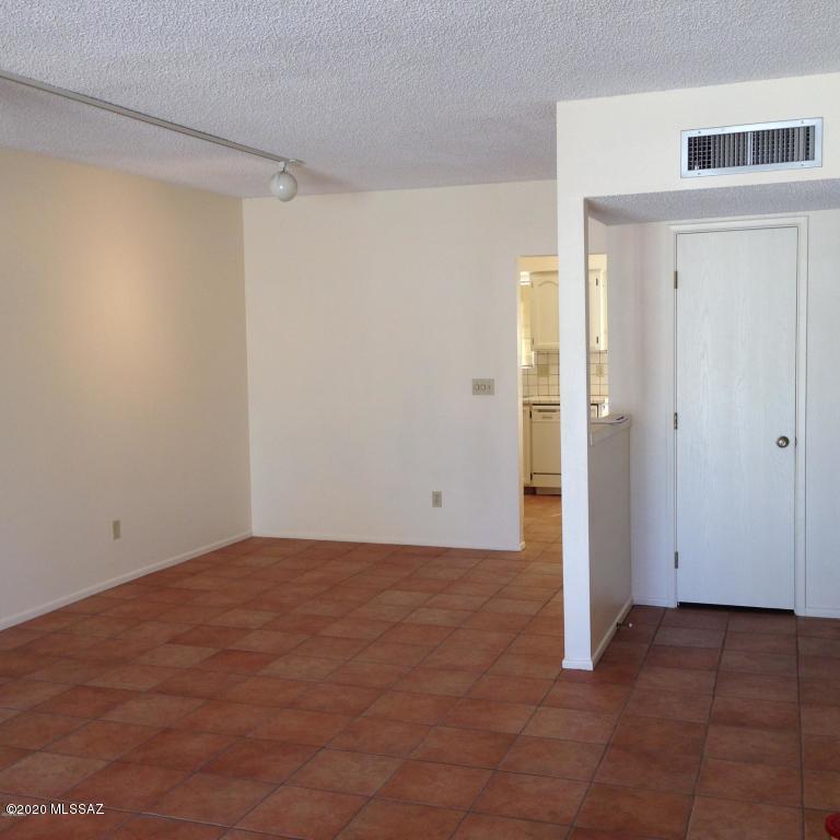 Samprese Estates (1-119) - Residential Lease