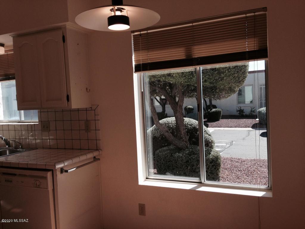 Samprese Estates (1-119) - Residential Lease