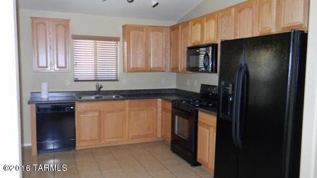 Tres Pueblos - Residential Lease