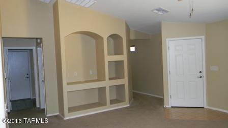 Tres Pueblos - Residential Lease