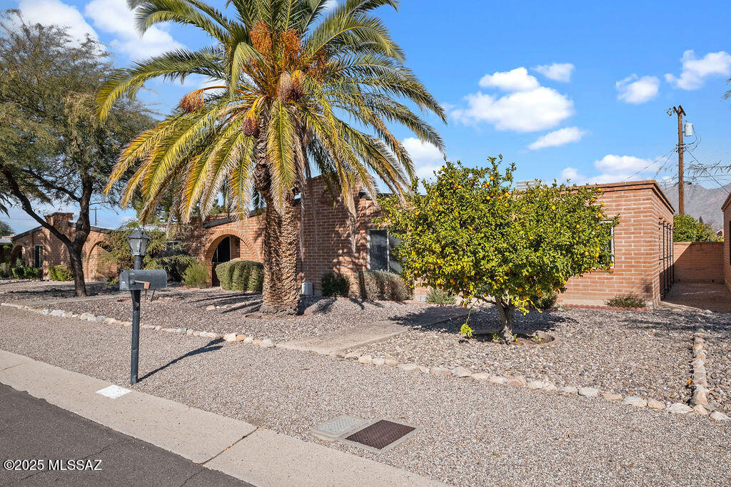 Spanish Village Th - Residential