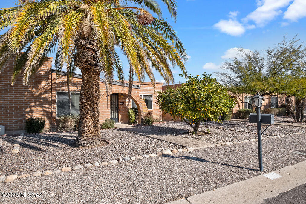 Spanish Village Th - Residential