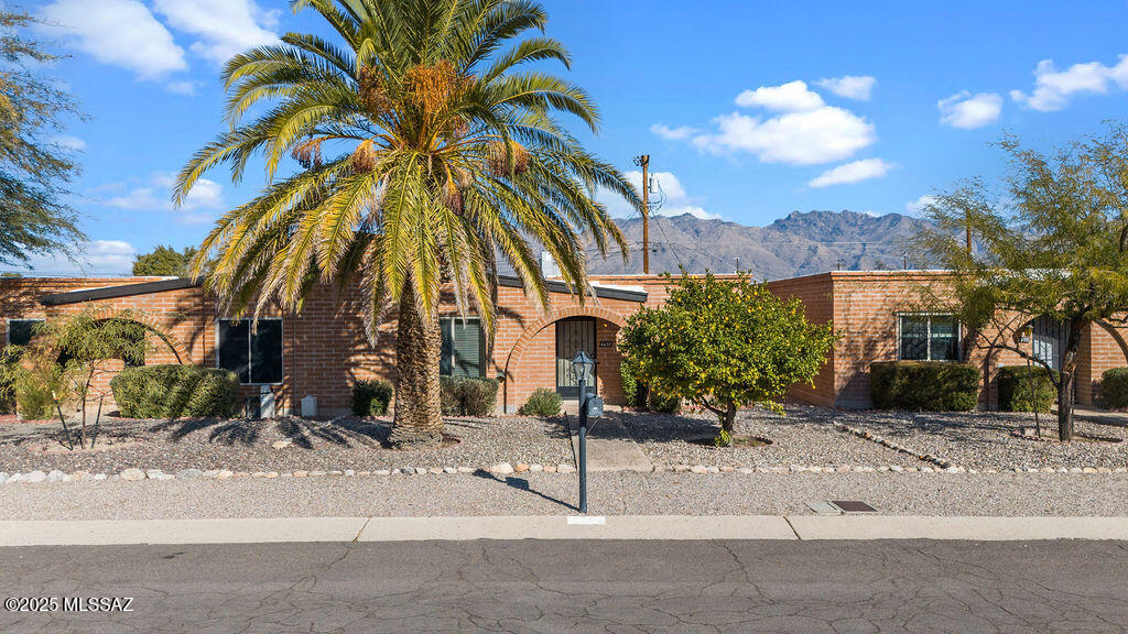 Spanish Village Th - Residential