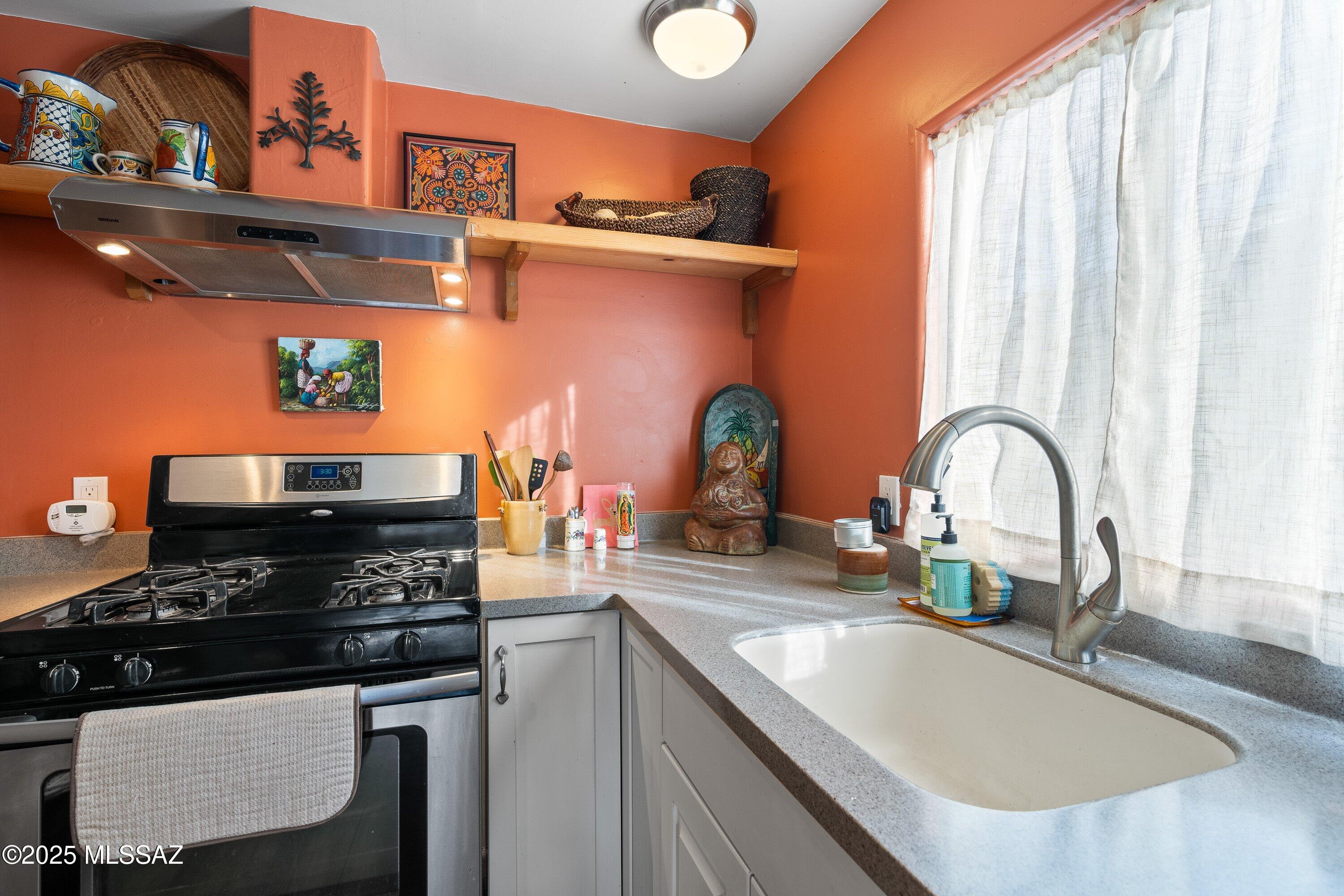 Fairlawn Manor - Residential