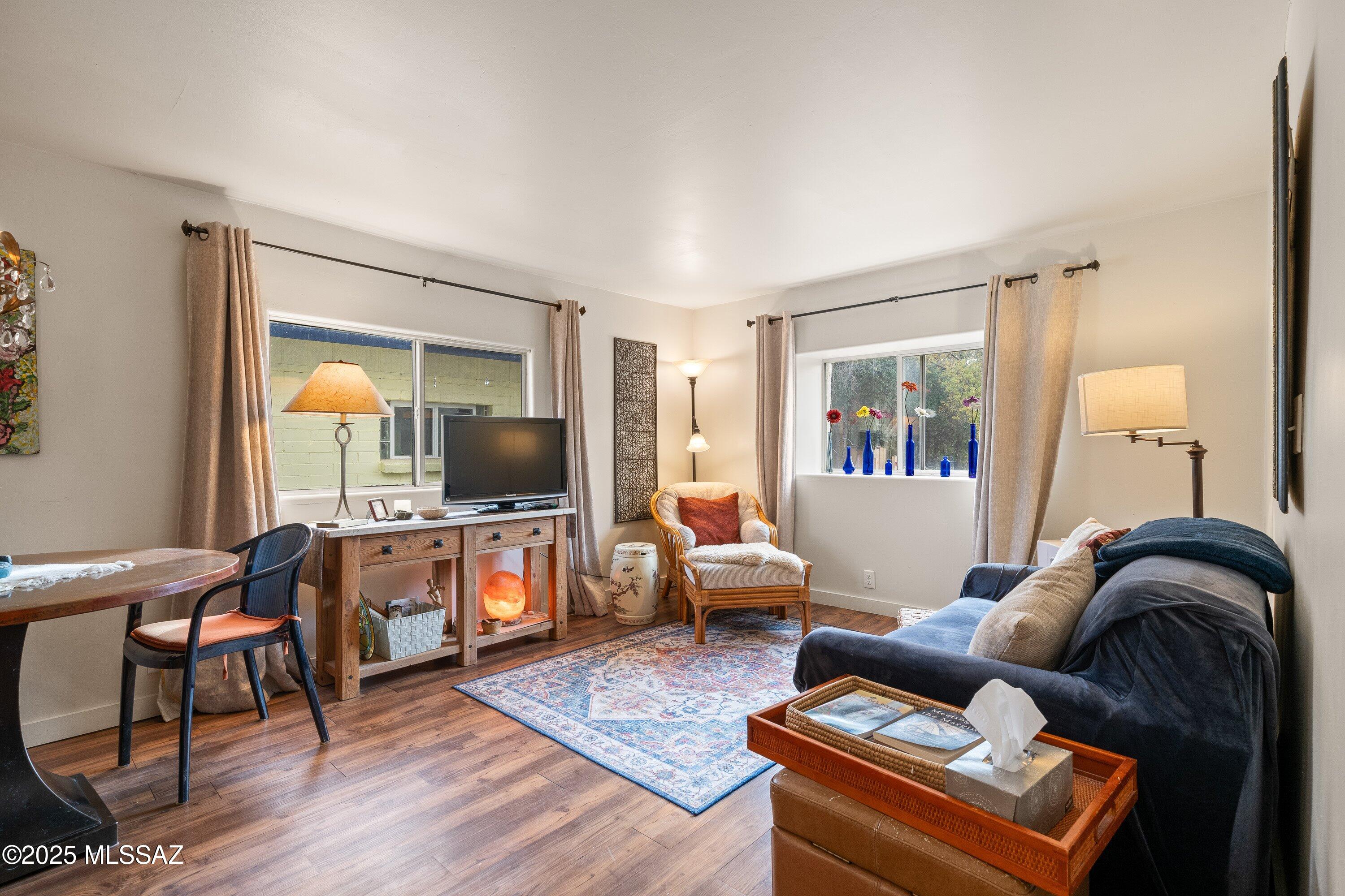 Fairlawn Manor - Residential