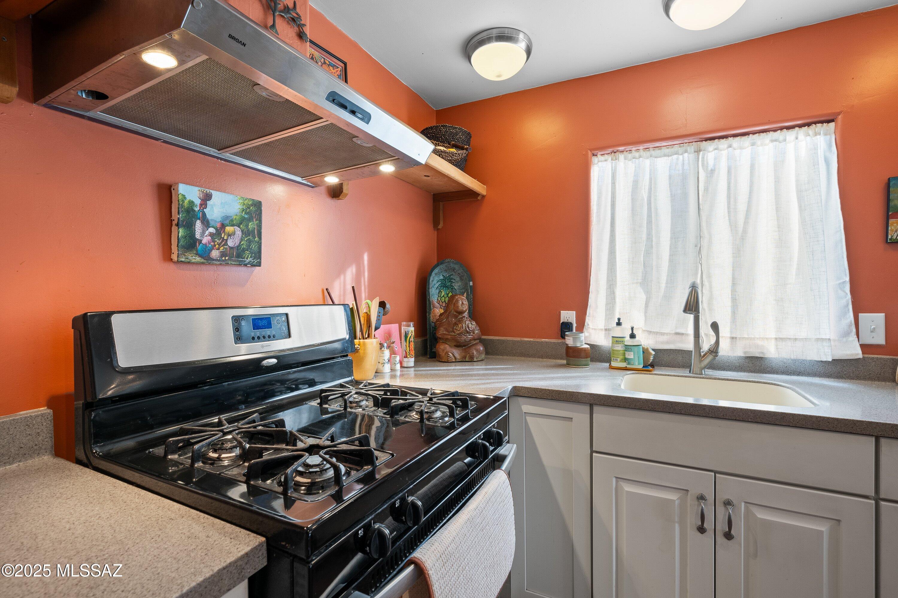 Fairlawn Manor - Residential