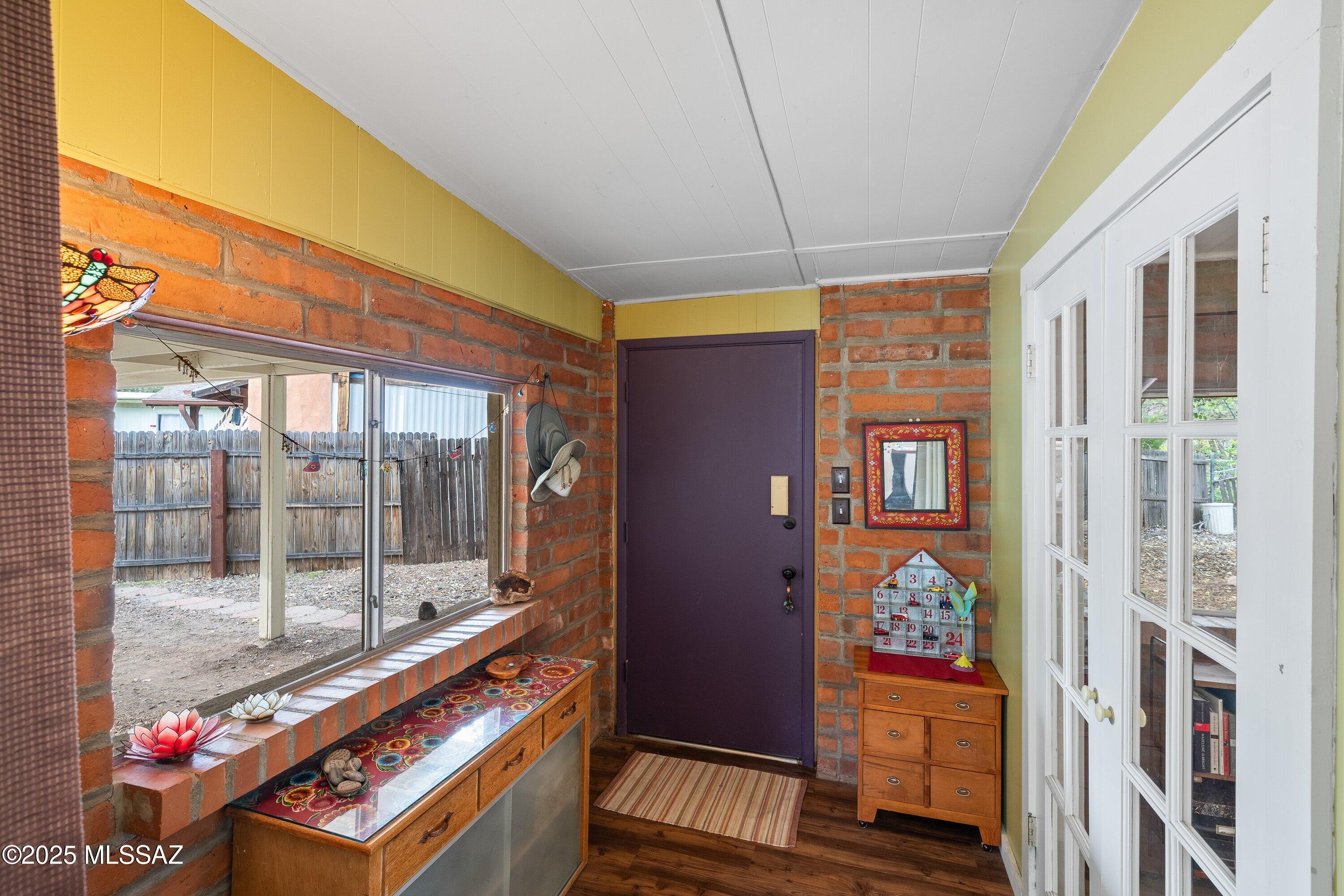 Fairlawn Manor - Residential