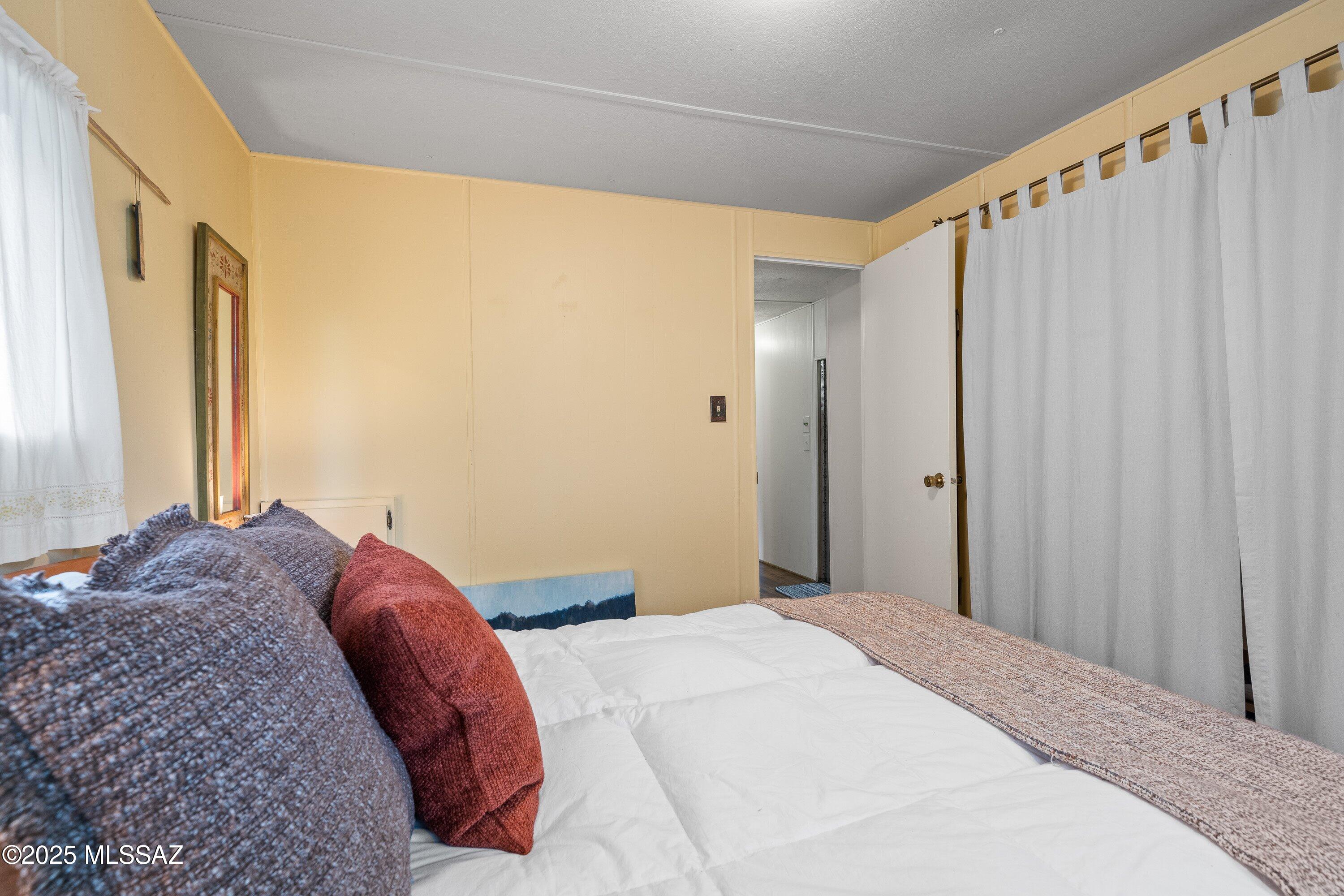 Fairlawn Manor - Residential