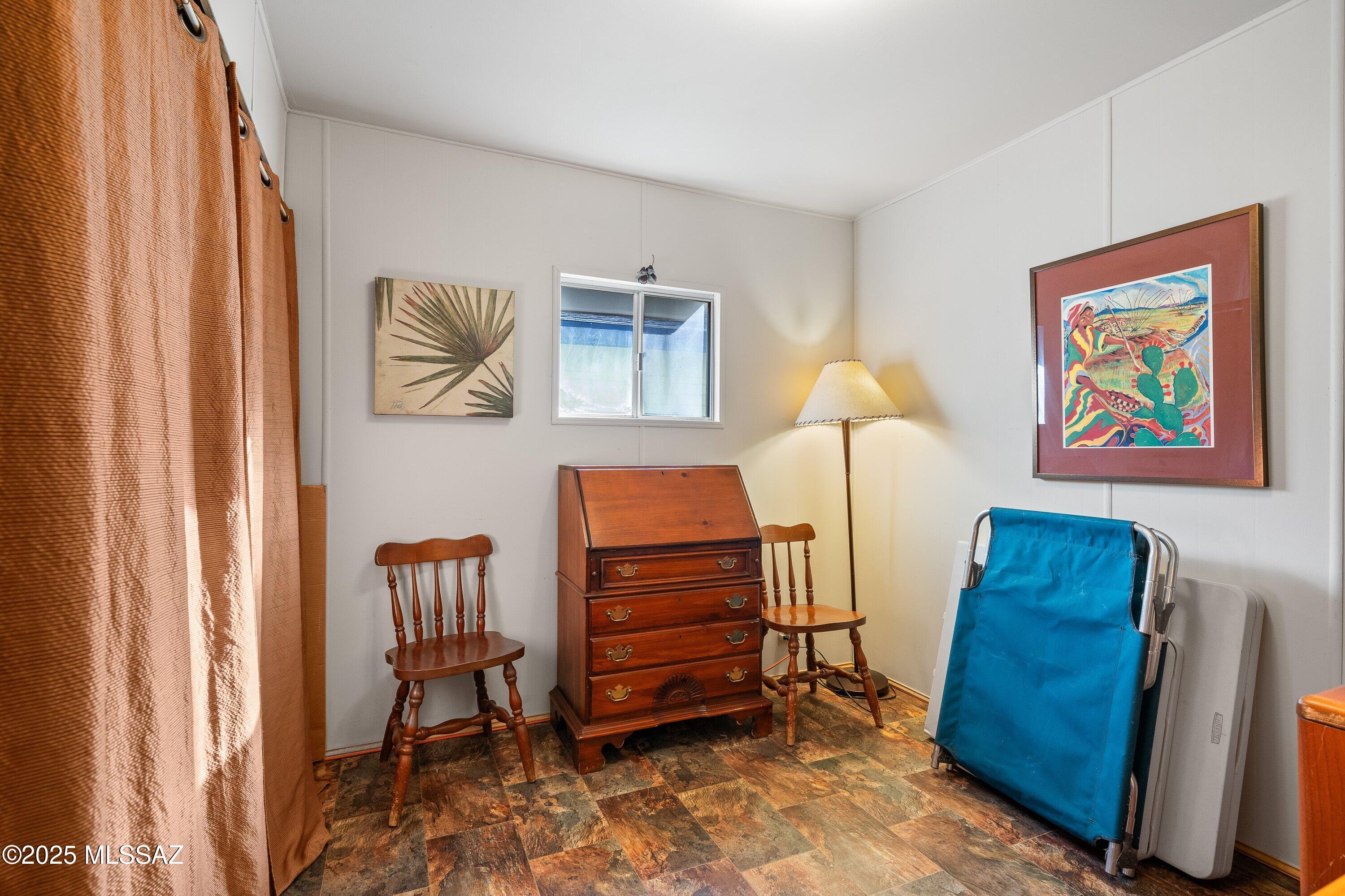 Fairlawn Manor - Residential
