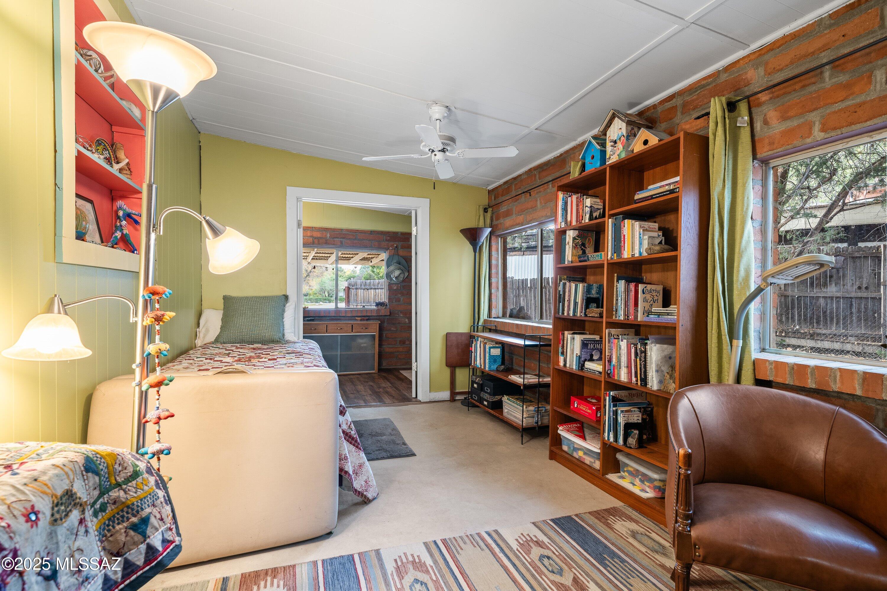 Fairlawn Manor - Residential
