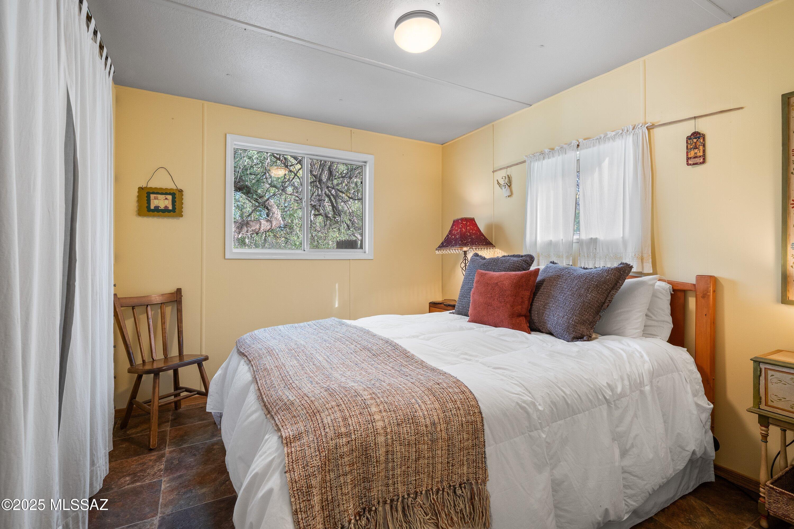 Fairlawn Manor - Residential