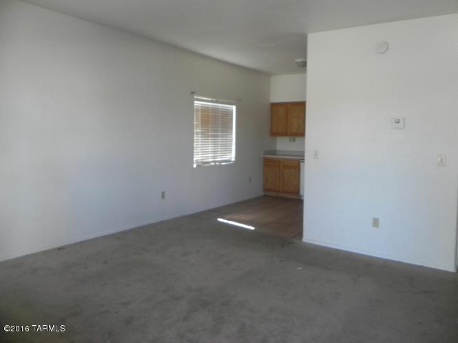 Lincoln Park - Residential Income