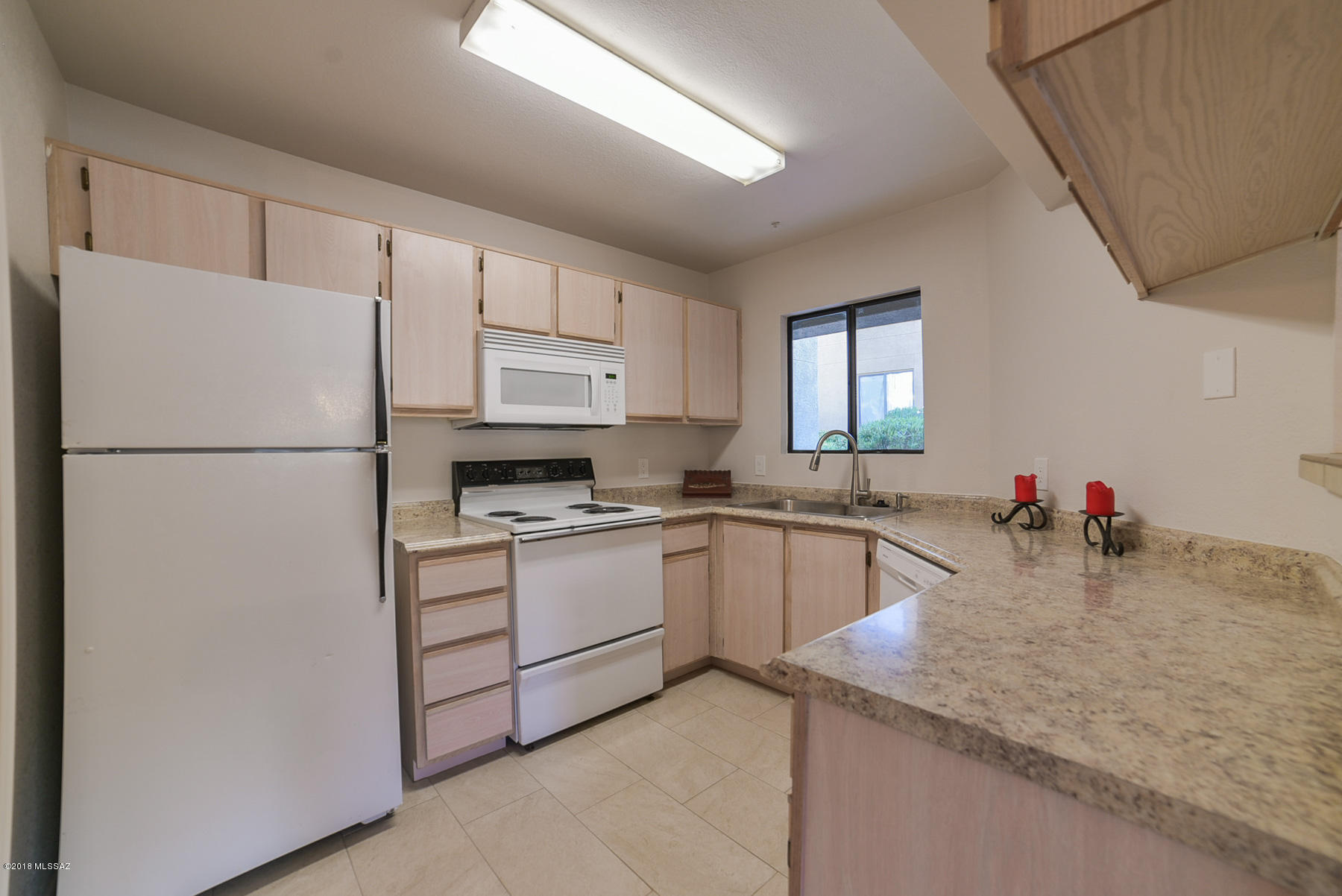 Veranda at Ventana Condominiums - Residential