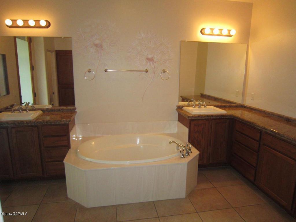 Miramonte at the River (1-163) - Residential Lease