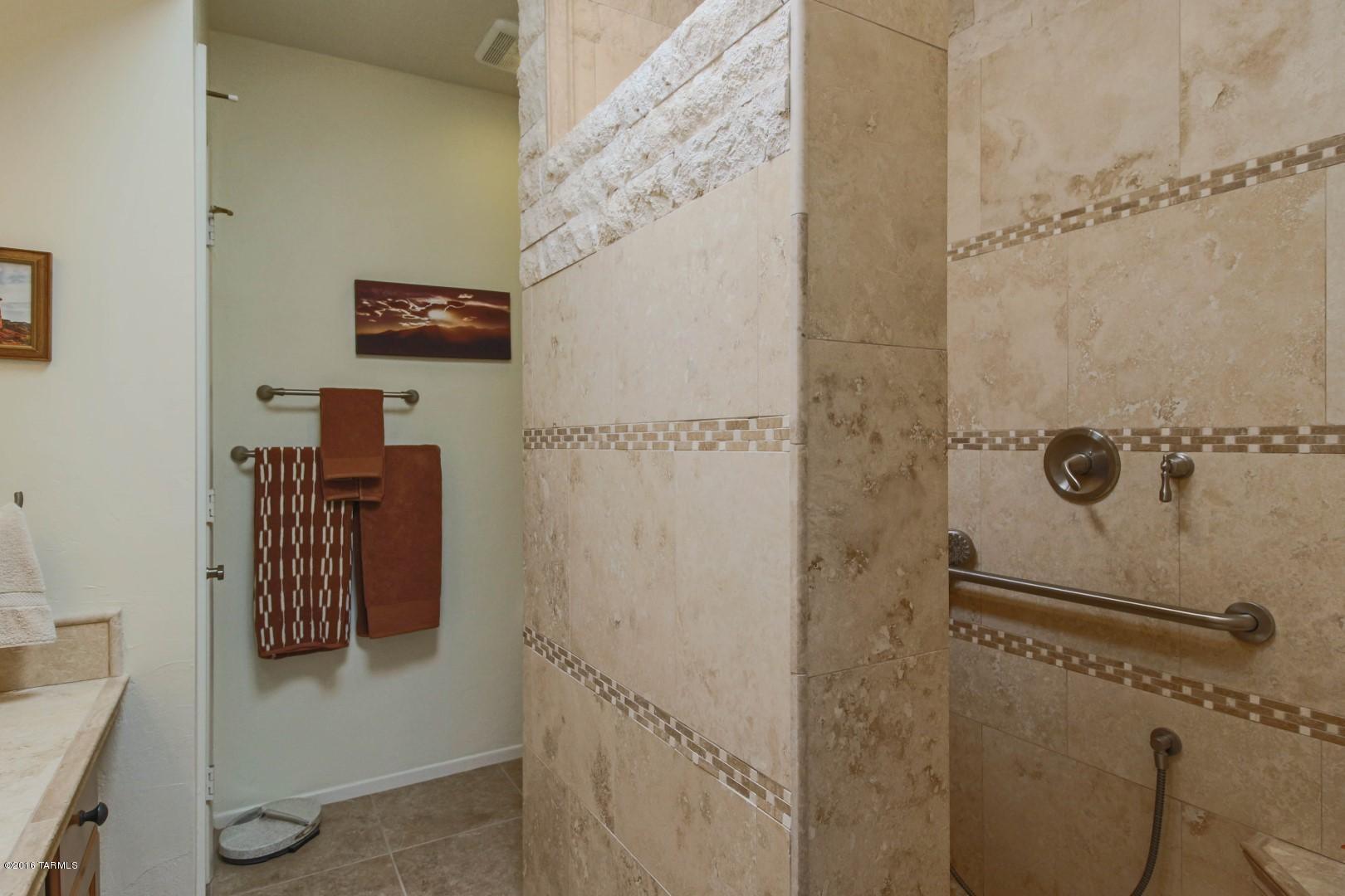 Green Valley Dsrt Hlls 2 Resub - Residential