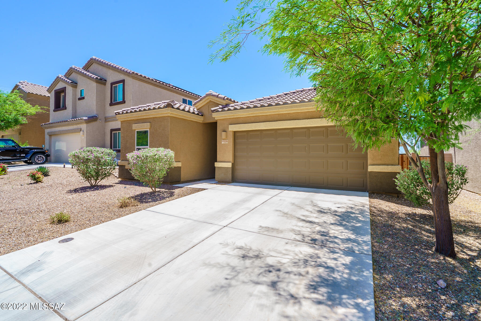 Vista Del Lago Norte SQ20140780198 - Residential