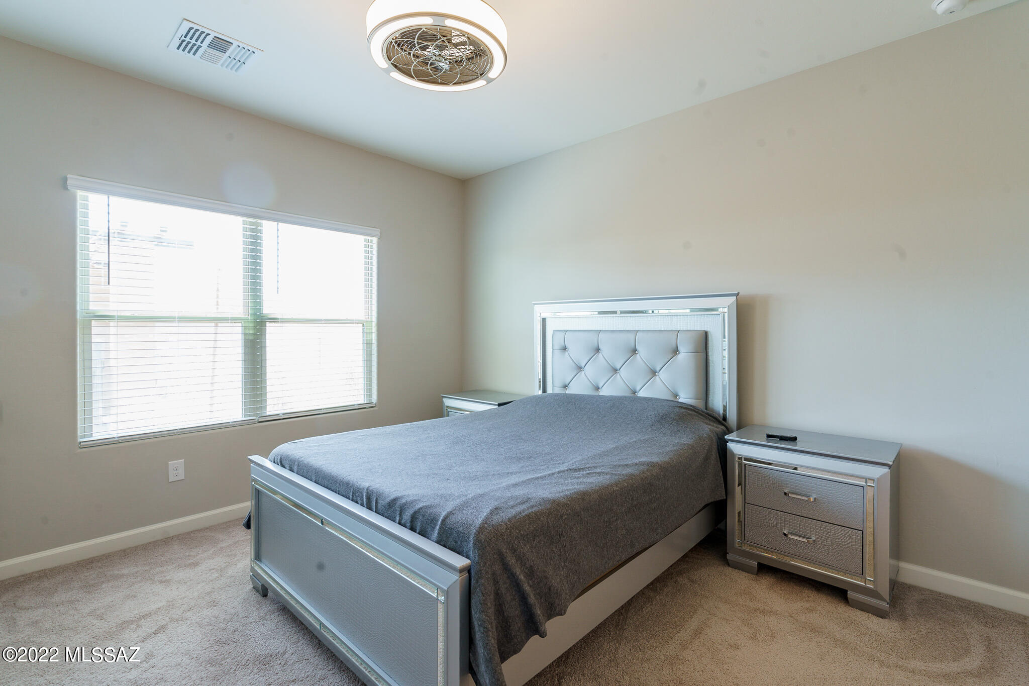 Vista Del Lago Norte SQ20140780198 - Residential