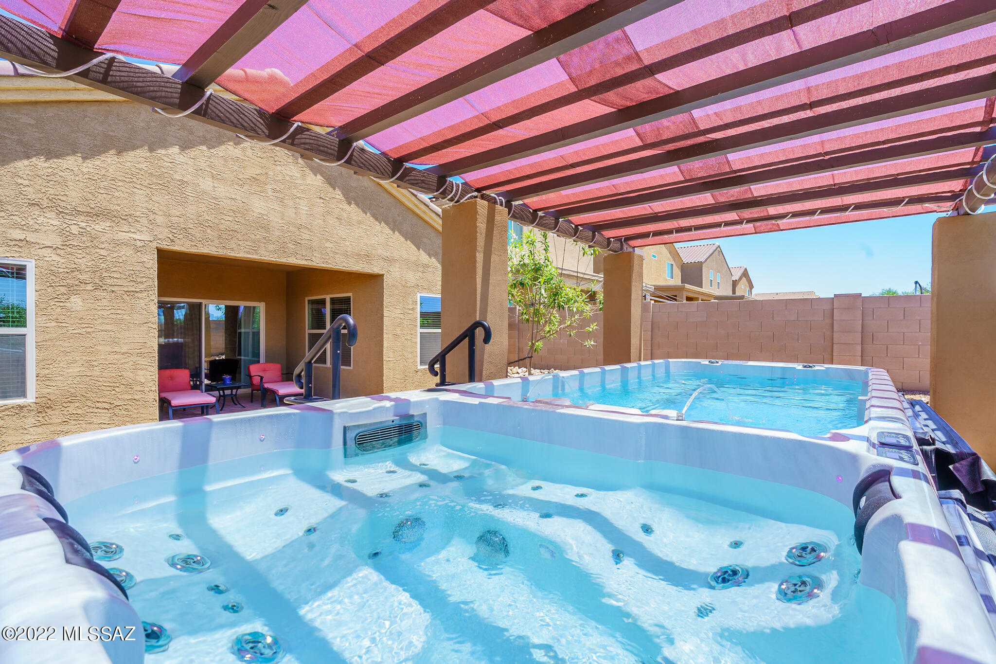 Vista Del Lago Norte SQ20140780198 - Residential