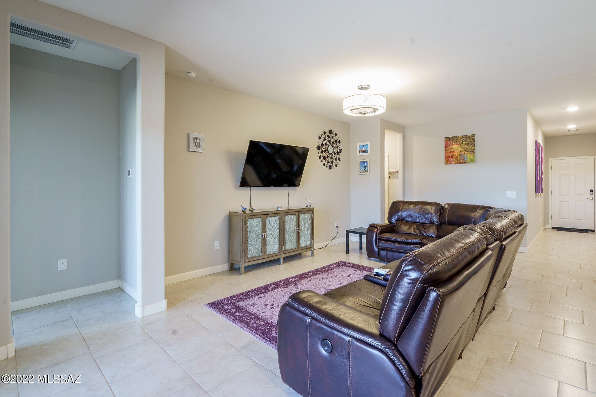 Vista Del Lago Norte SQ20140780198 - Residential