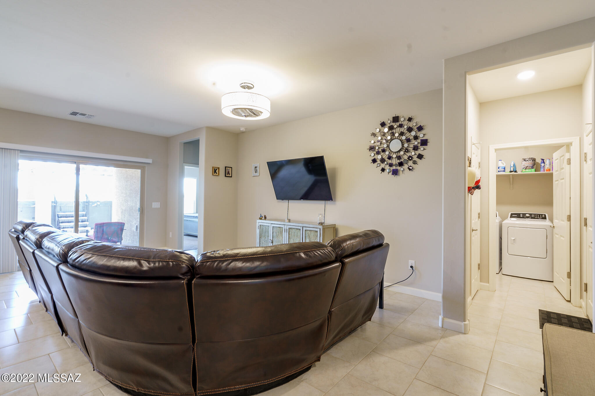 Vista Del Lago Norte SQ20140780198 - Residential