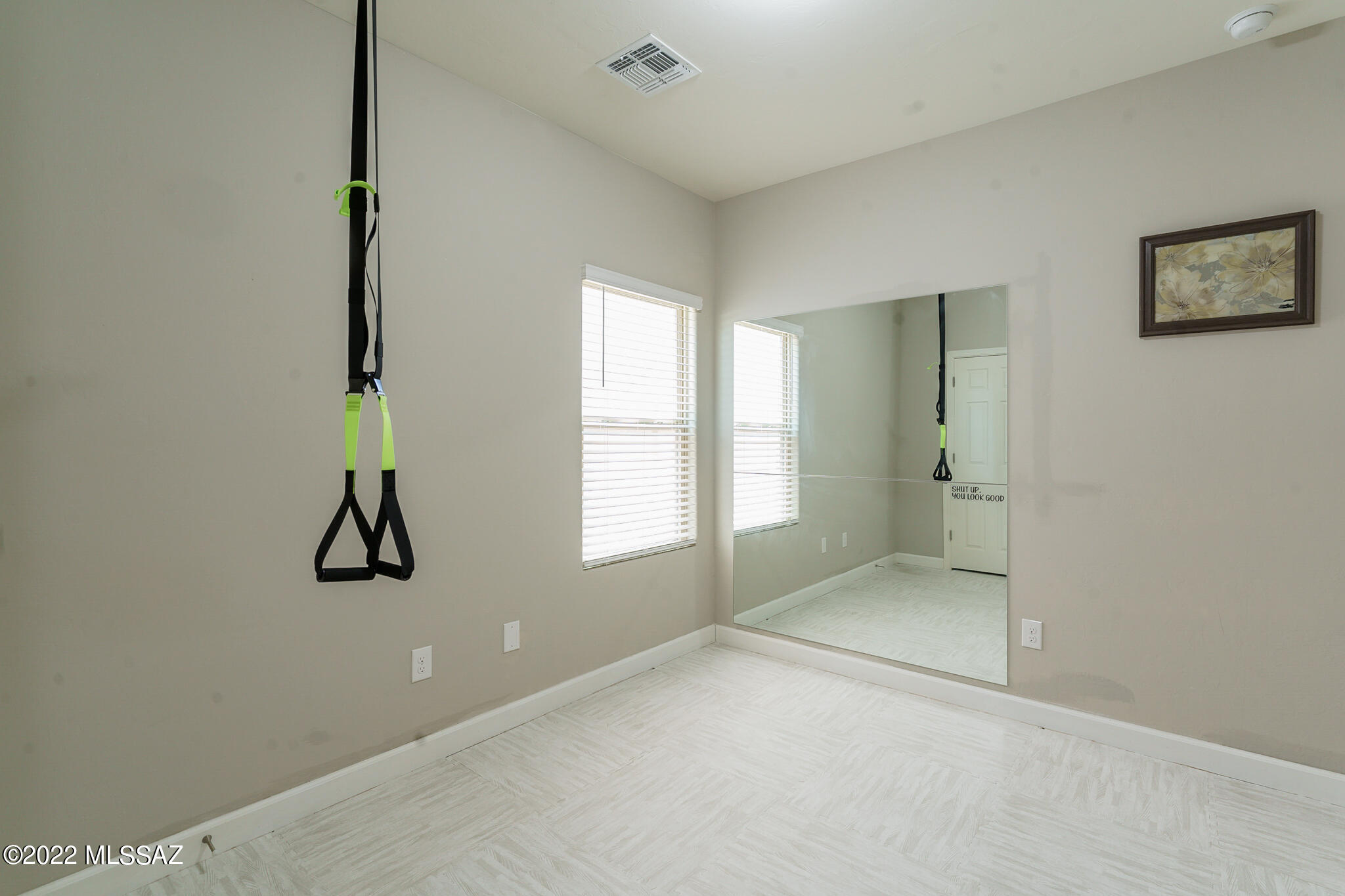 Vista Del Lago Norte SQ20140780198 - Residential
