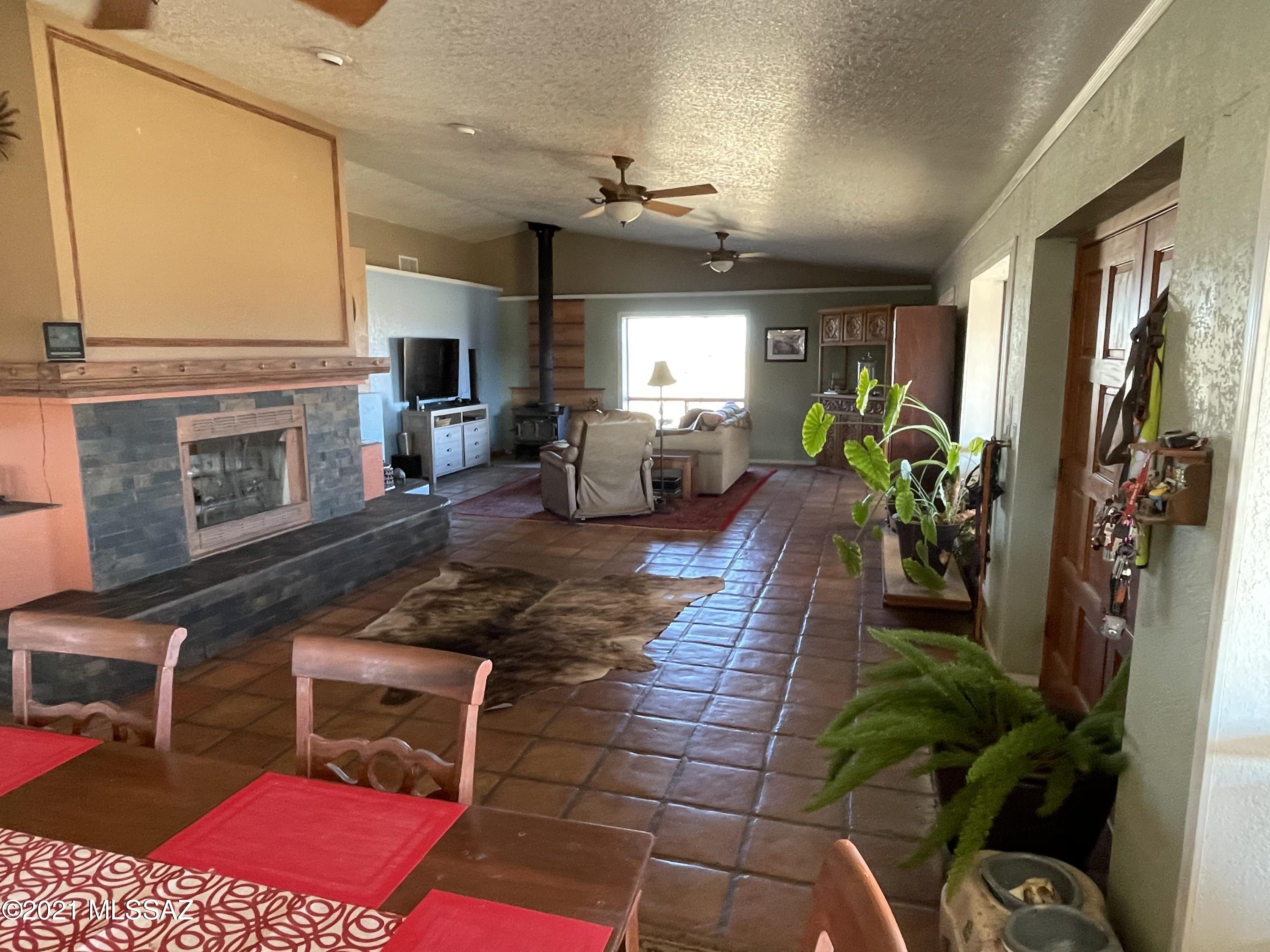 Las Encinos Village - Residential