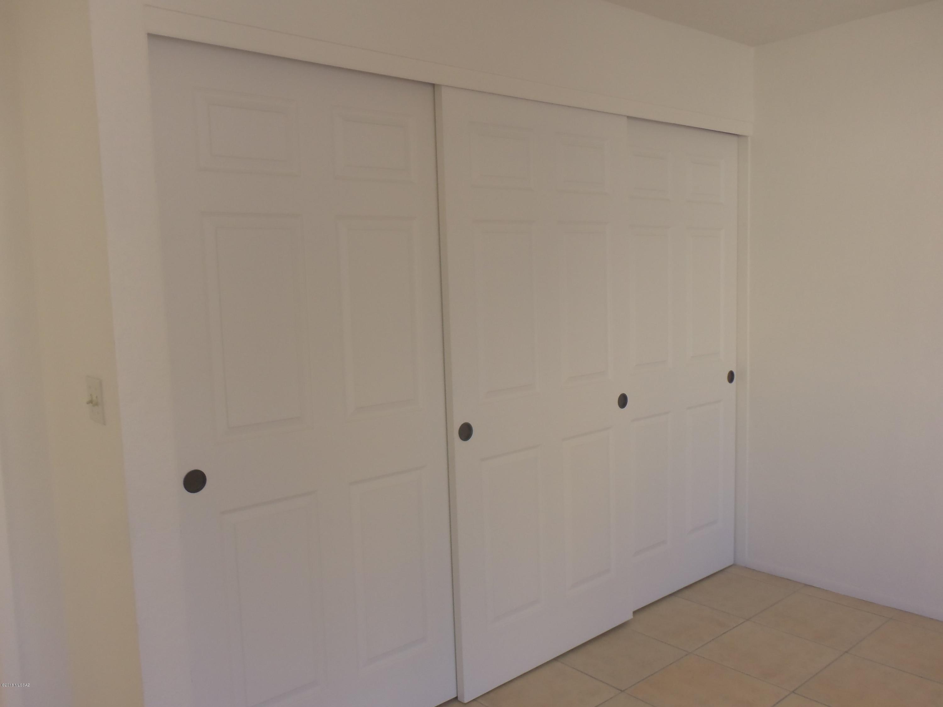 Mission West (1-370) - Residential