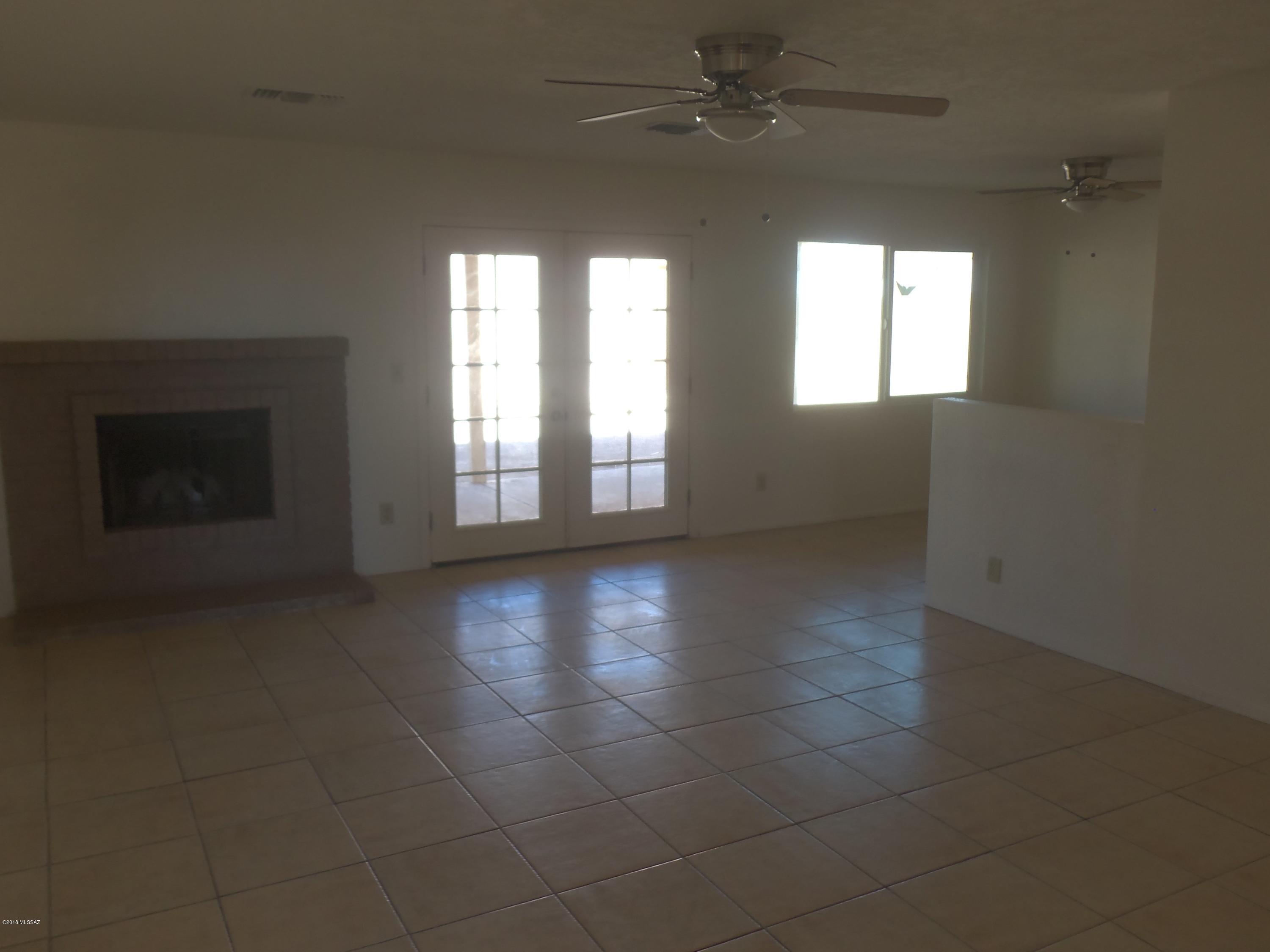 Mission West (1-370) - Residential