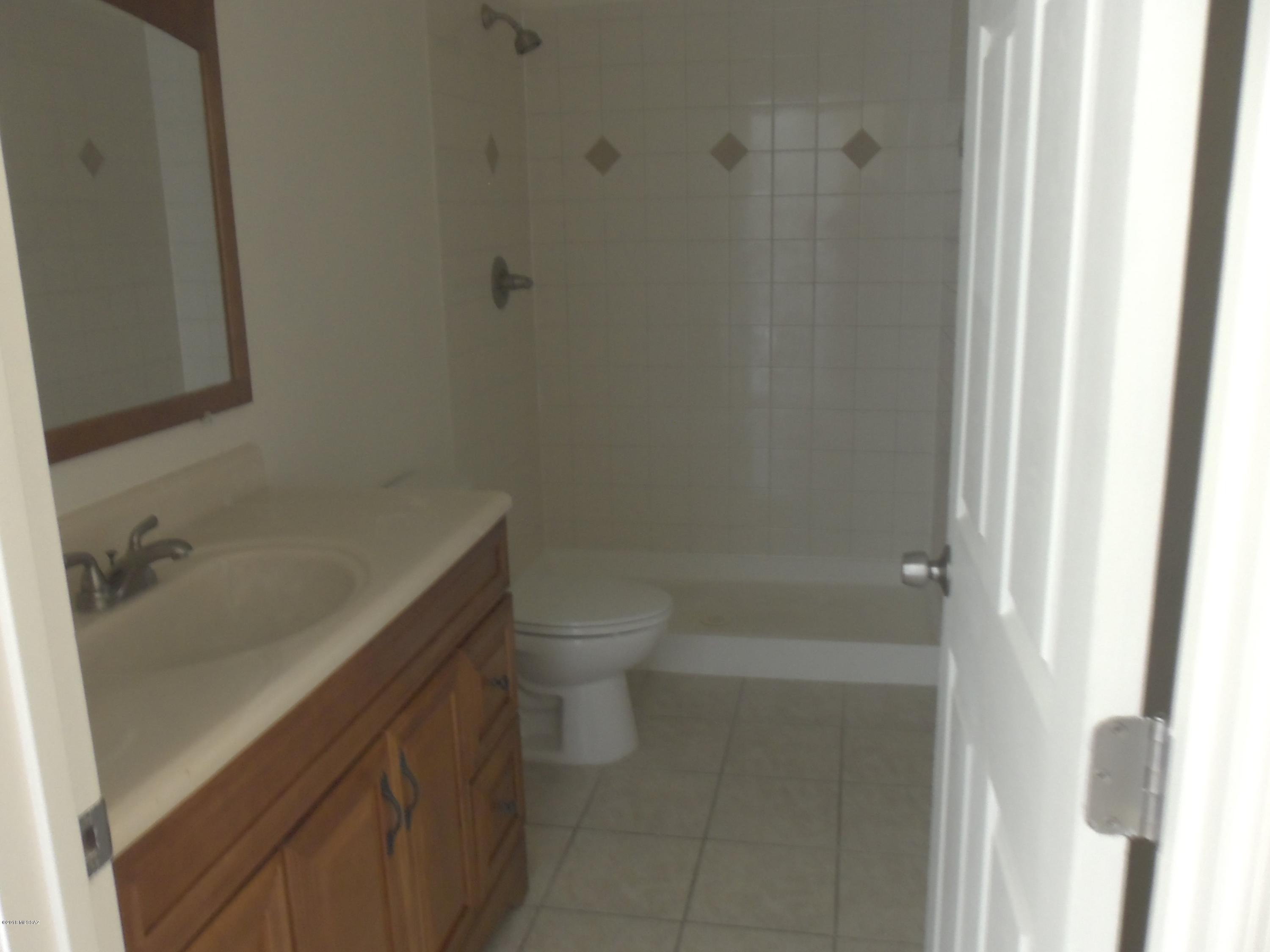 Mission West (1-370) - Residential