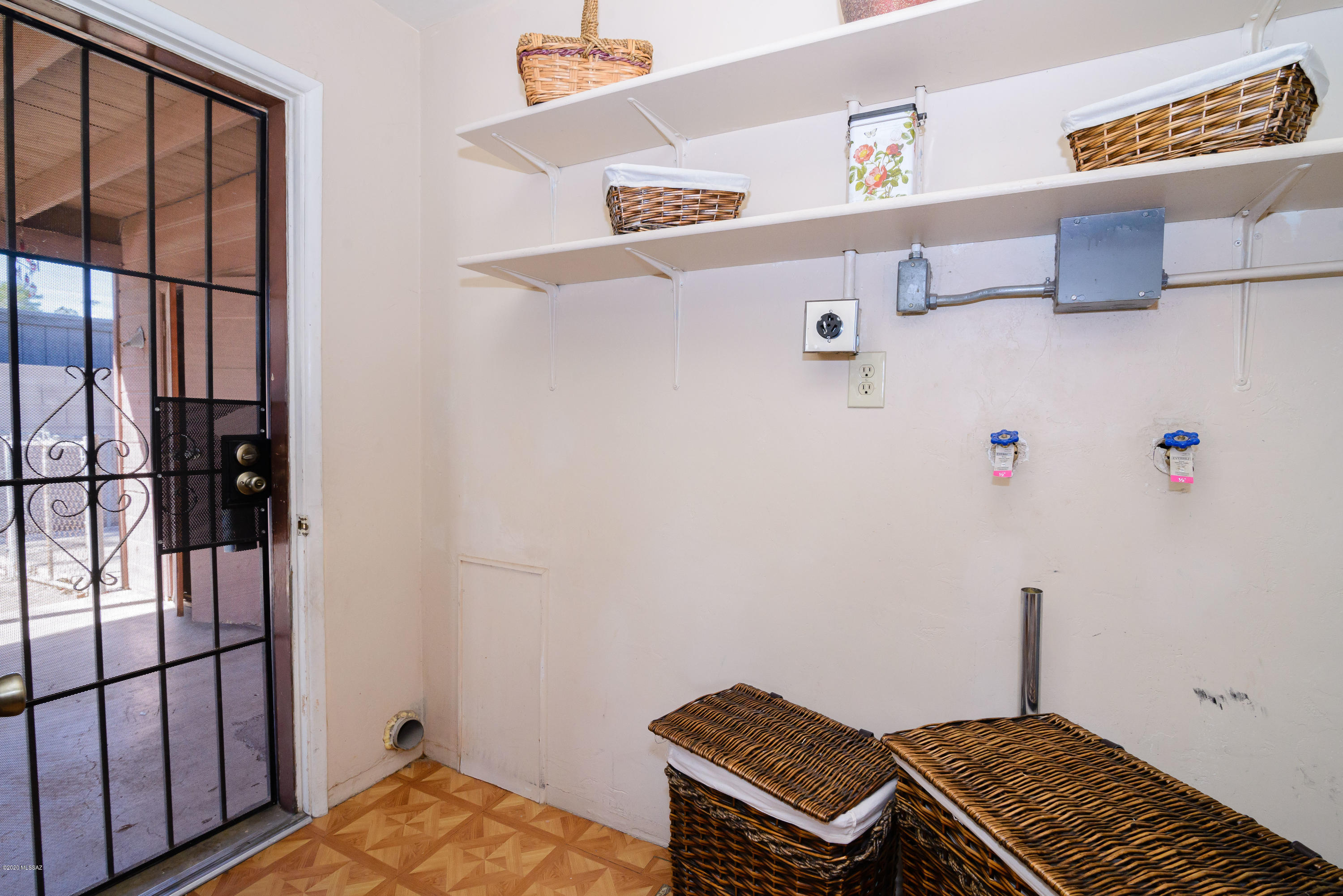 Mountain View Acre Farms - Residential