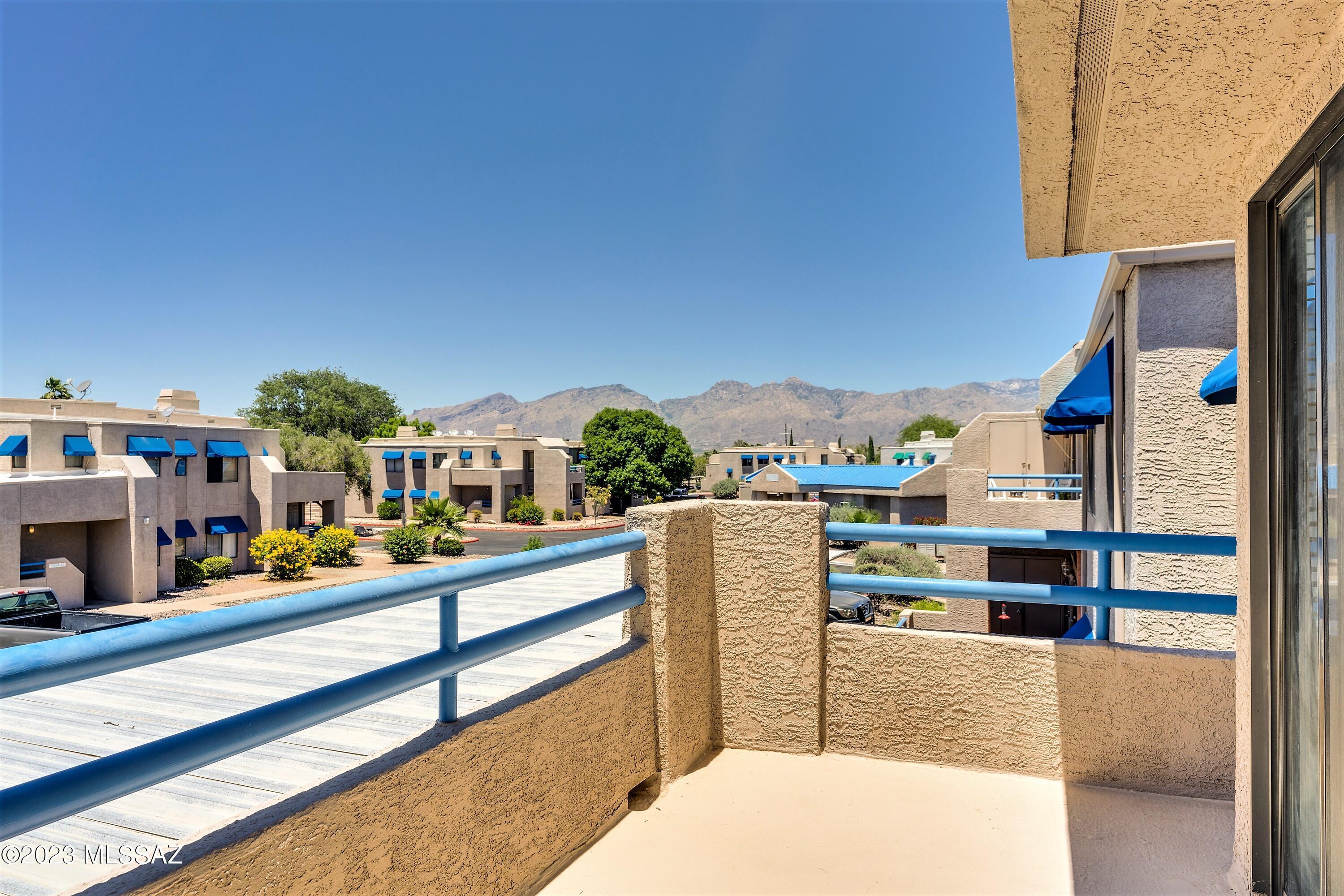 Summertree Condominiums (1-224) - Residential