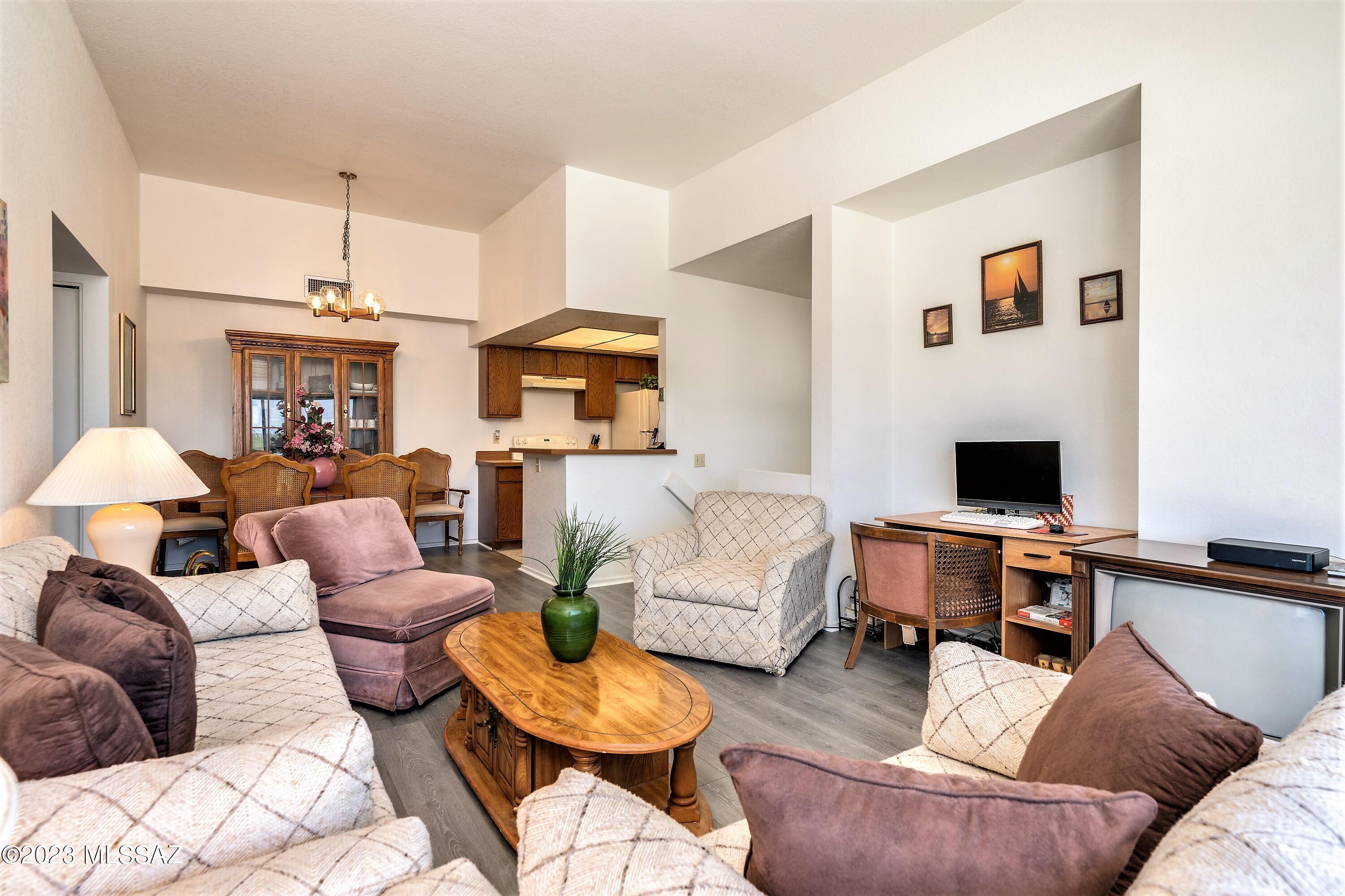 Summertree Condominiums (1-224) - Residential