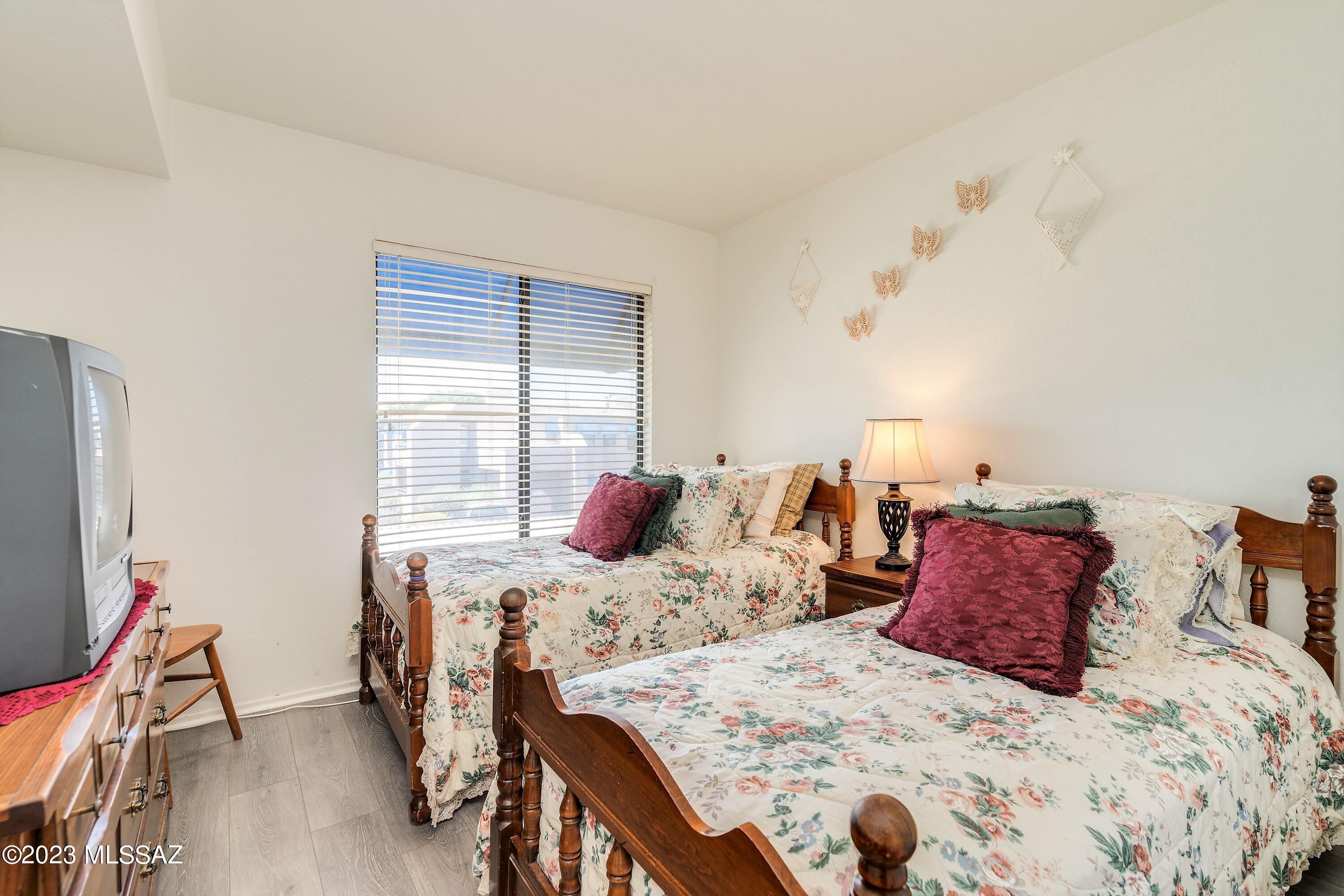 Summertree Condominiums (1-224) - Residential