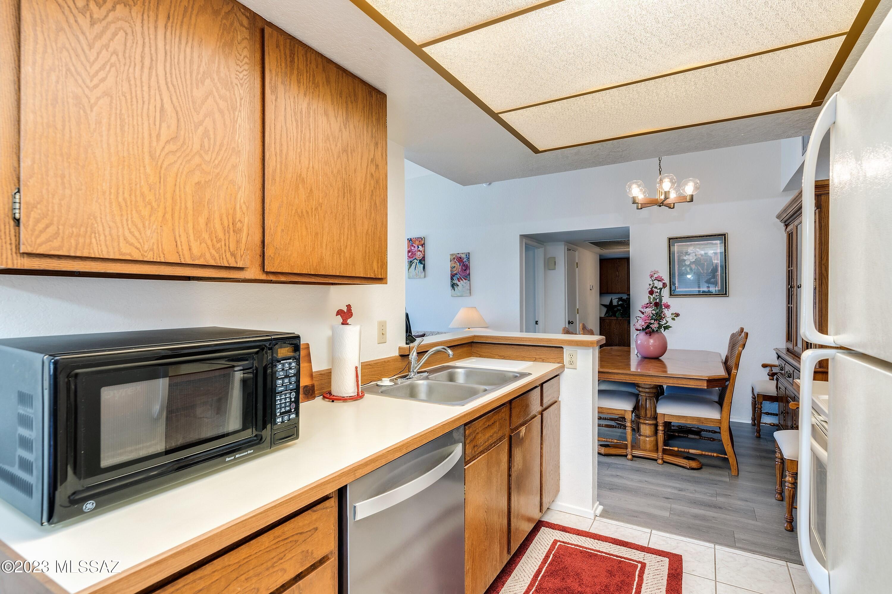 Summertree Condominiums (1-224) - Residential