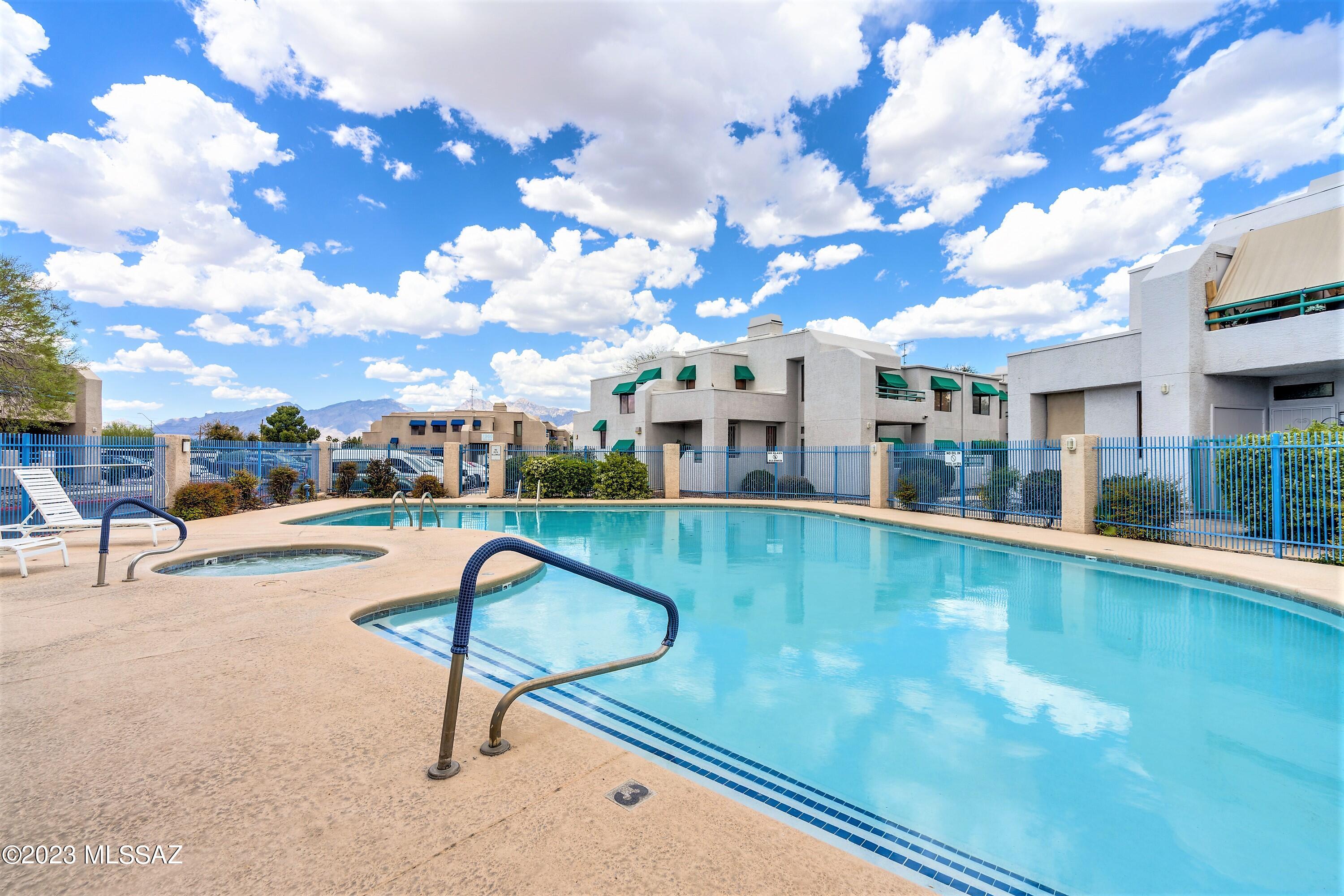 Summertree Condominiums (1-224) - Residential