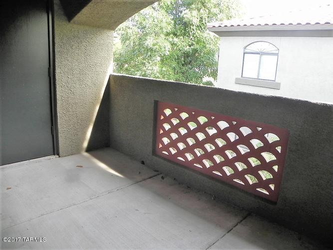 Veranda at Ventana Condominiums - Residential