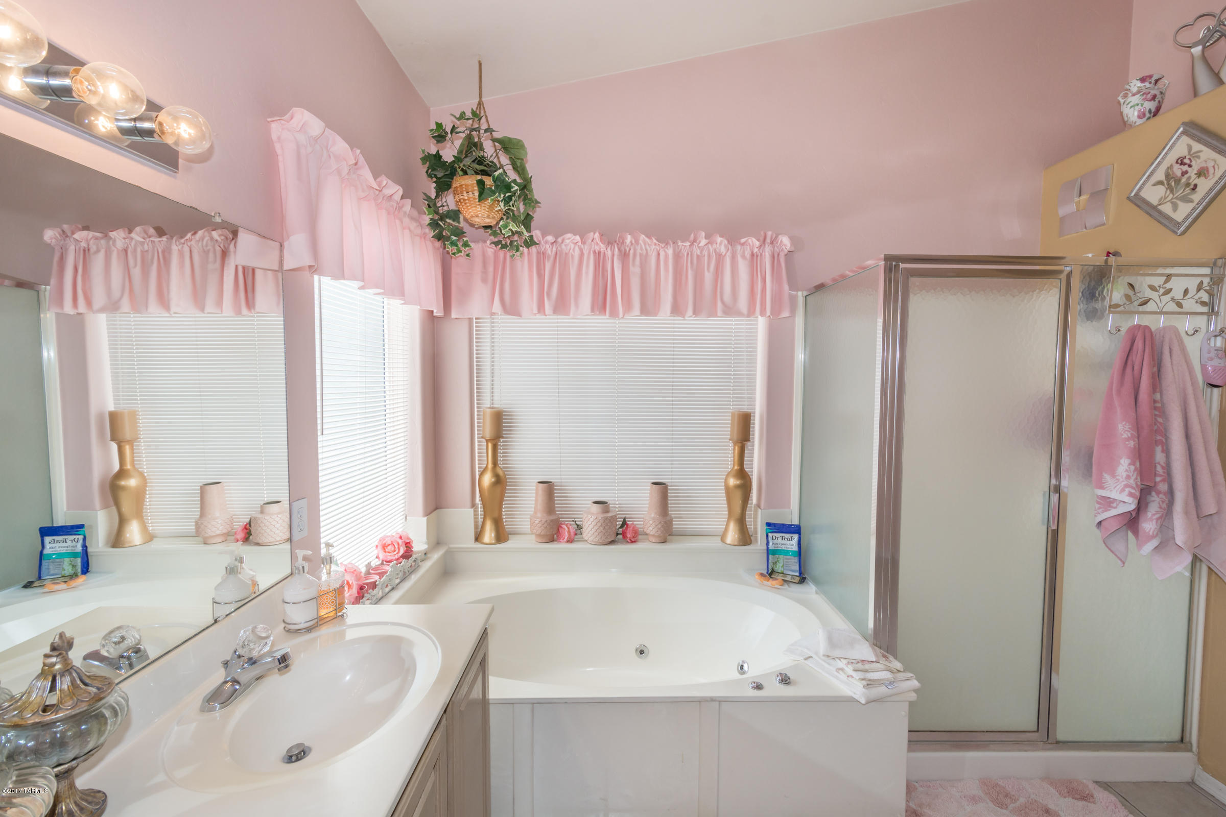 Thornydale Terrace(1-104) - Residential