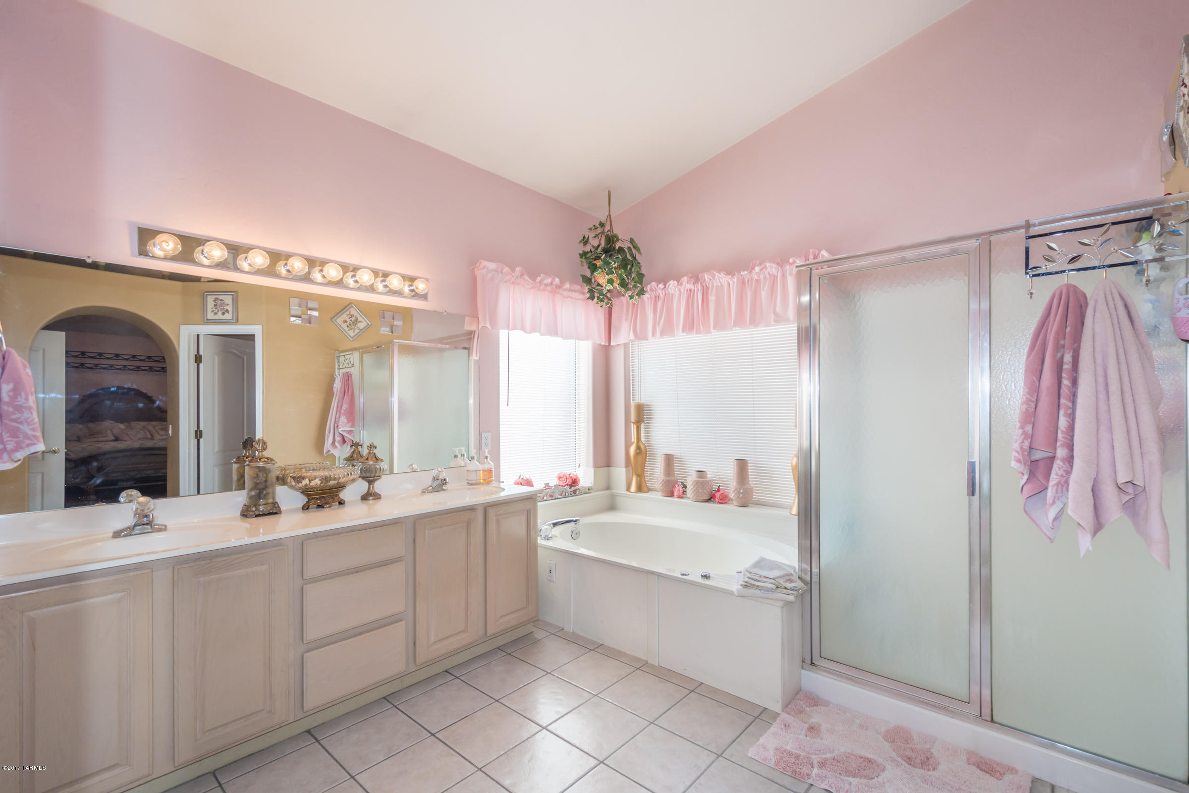 Thornydale Terrace(1-104) - Residential