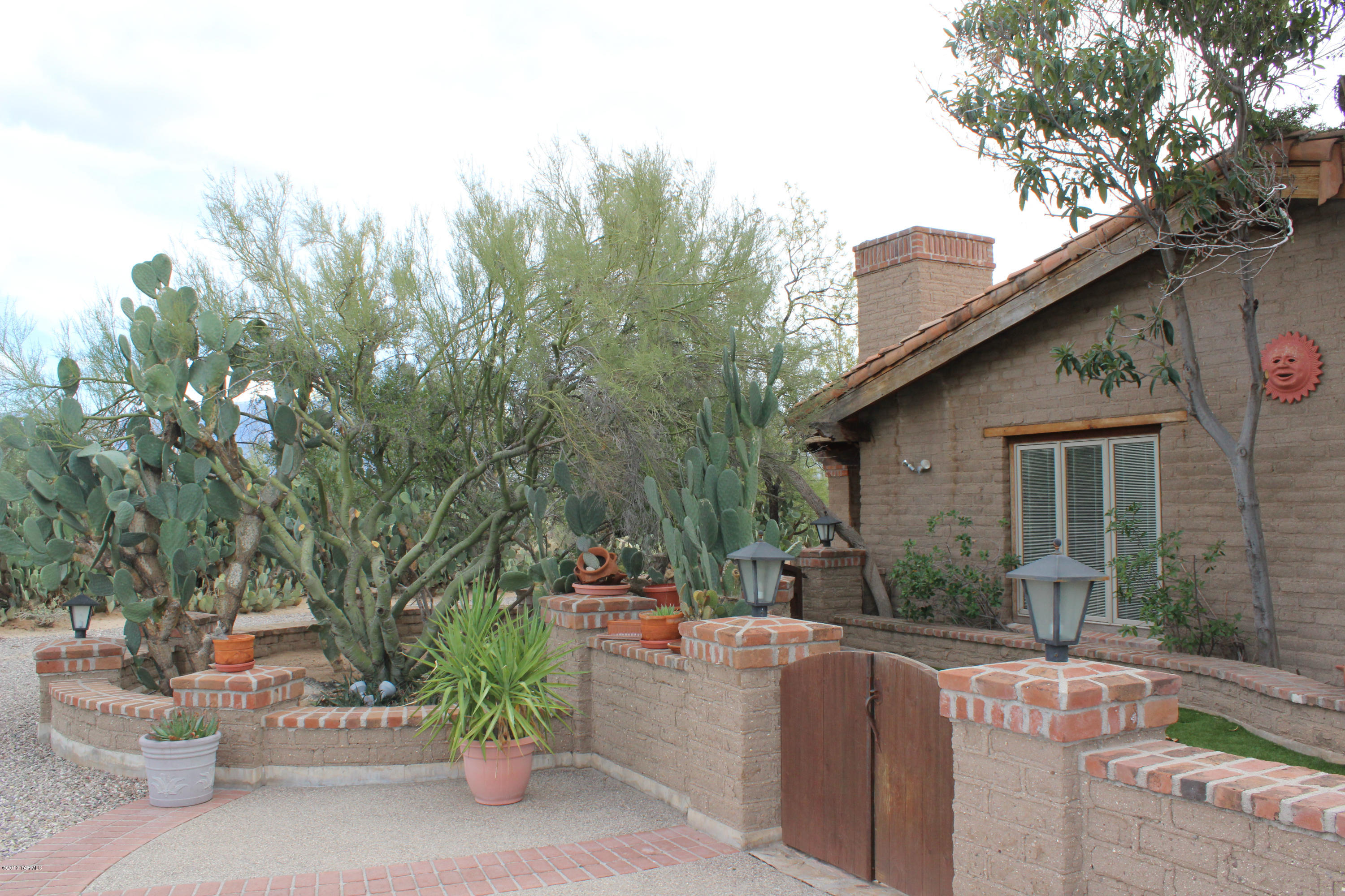 La Cholla Airpark - Residential