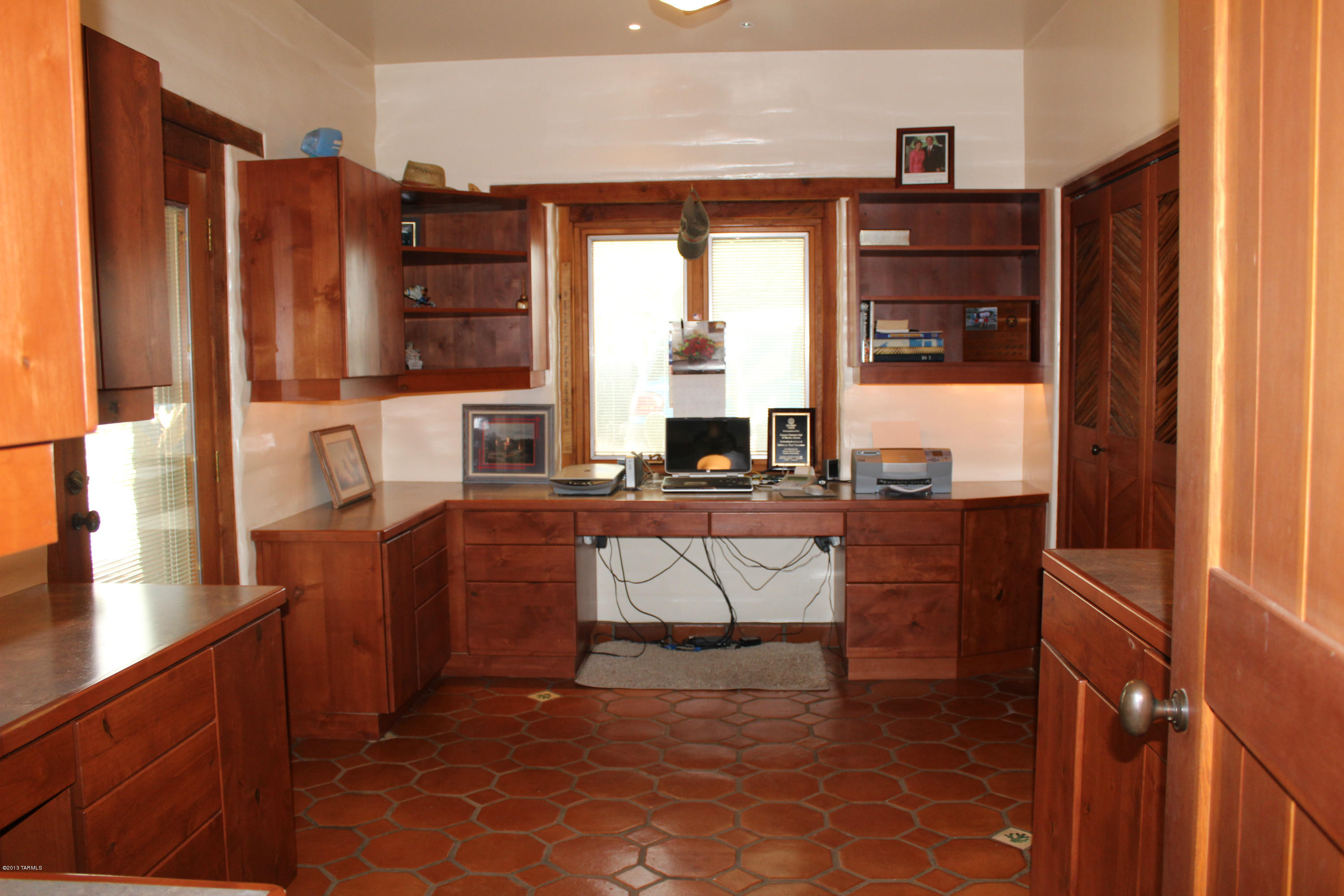 La Cholla Airpark - Residential
