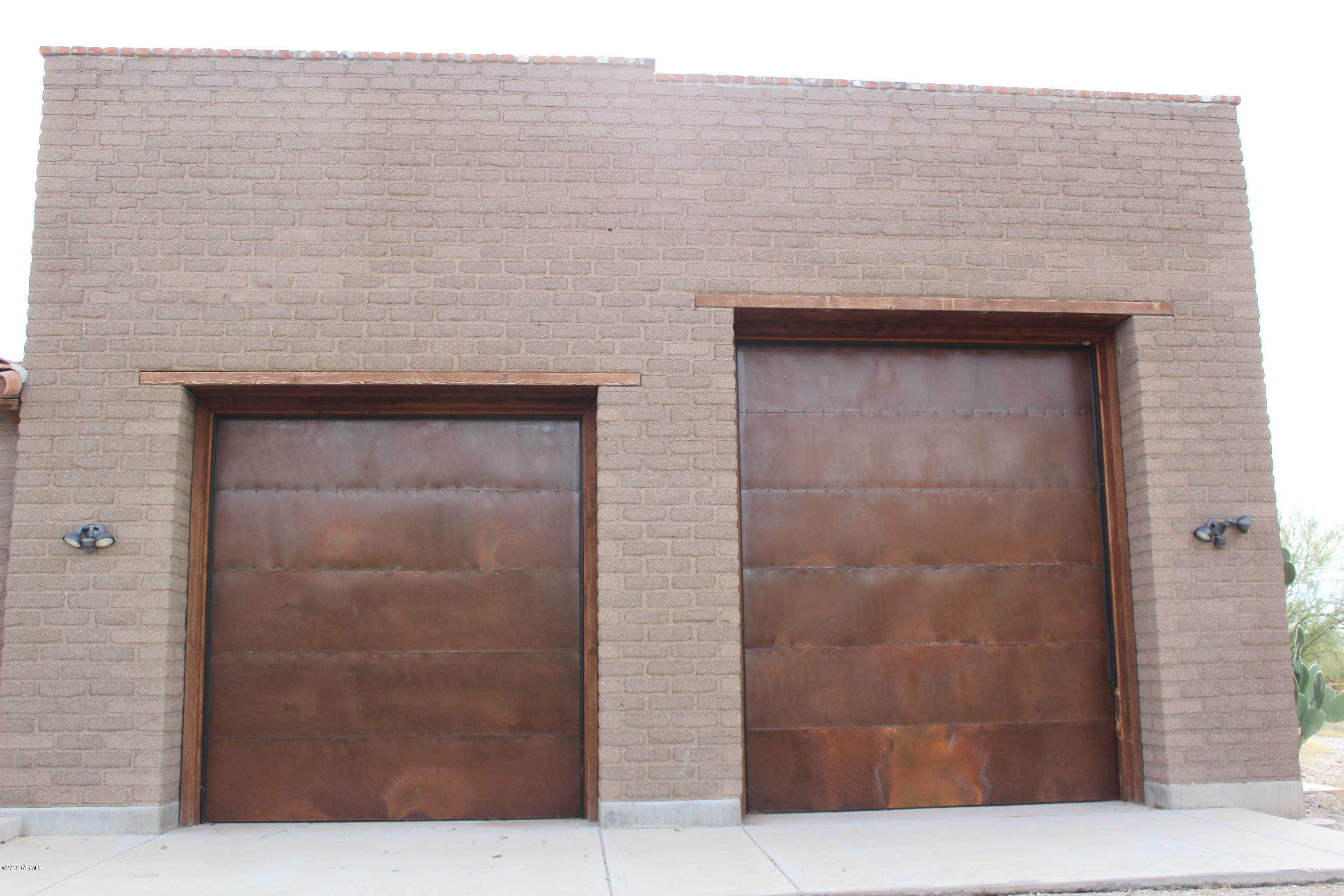 La Cholla Airpark - Residential
