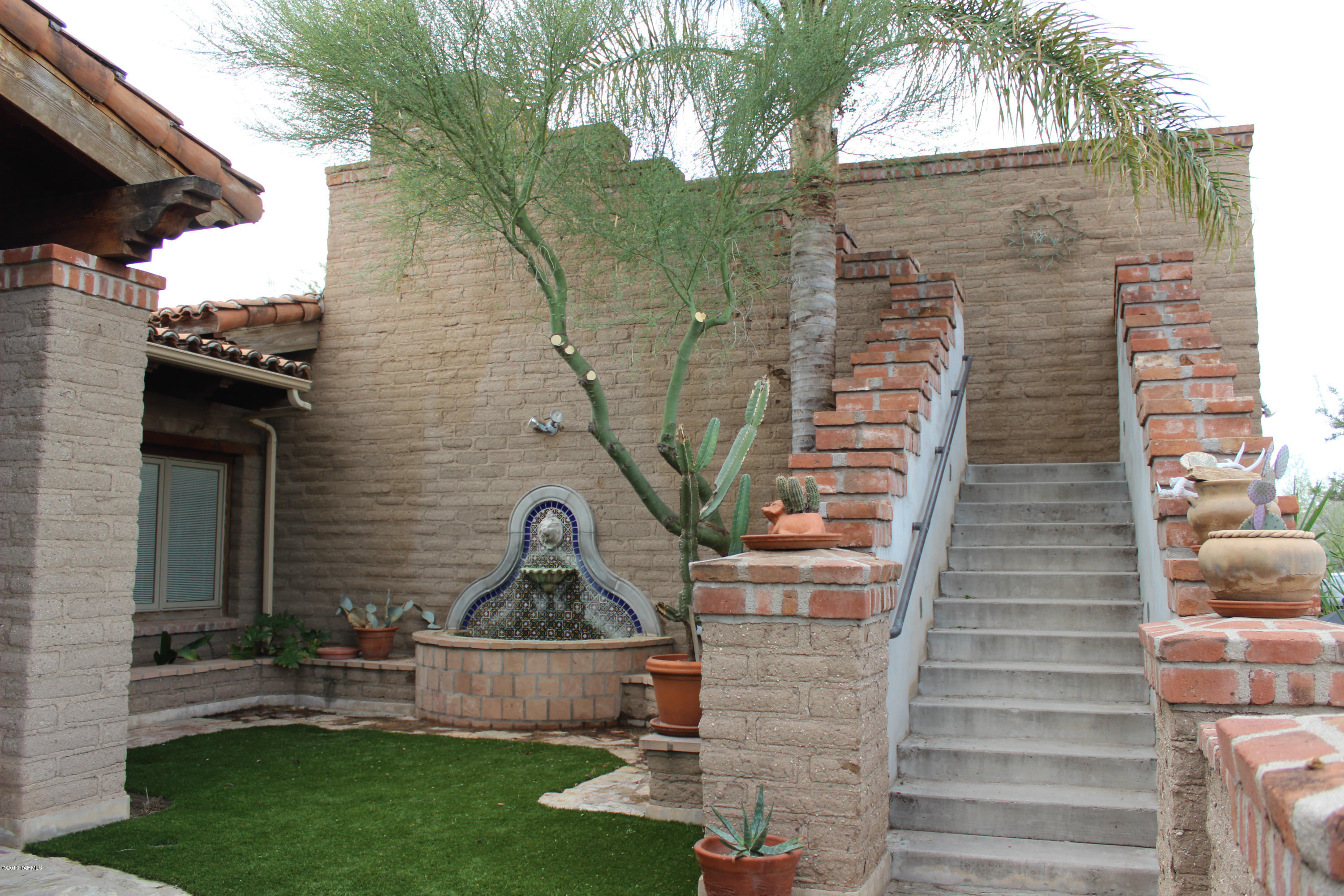 La Cholla Airpark - Residential