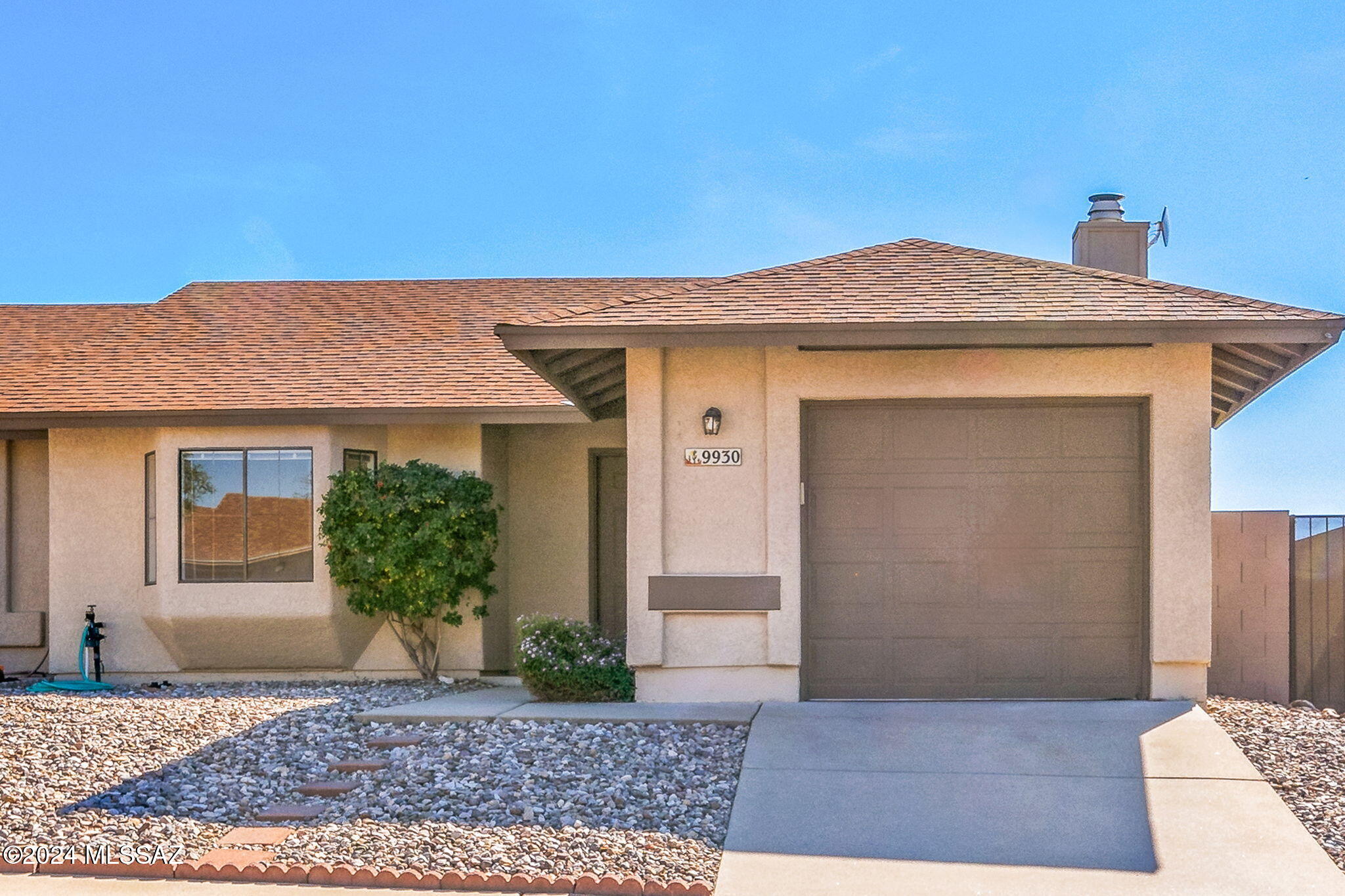 Wood frame, stucco finish, single family home located on west end corner lot. Home is all electric with high-capacity A/C. Wood burning fireplace. 2 bedrooms, 1 bath, resurfaced epoxy-finished garage floor.