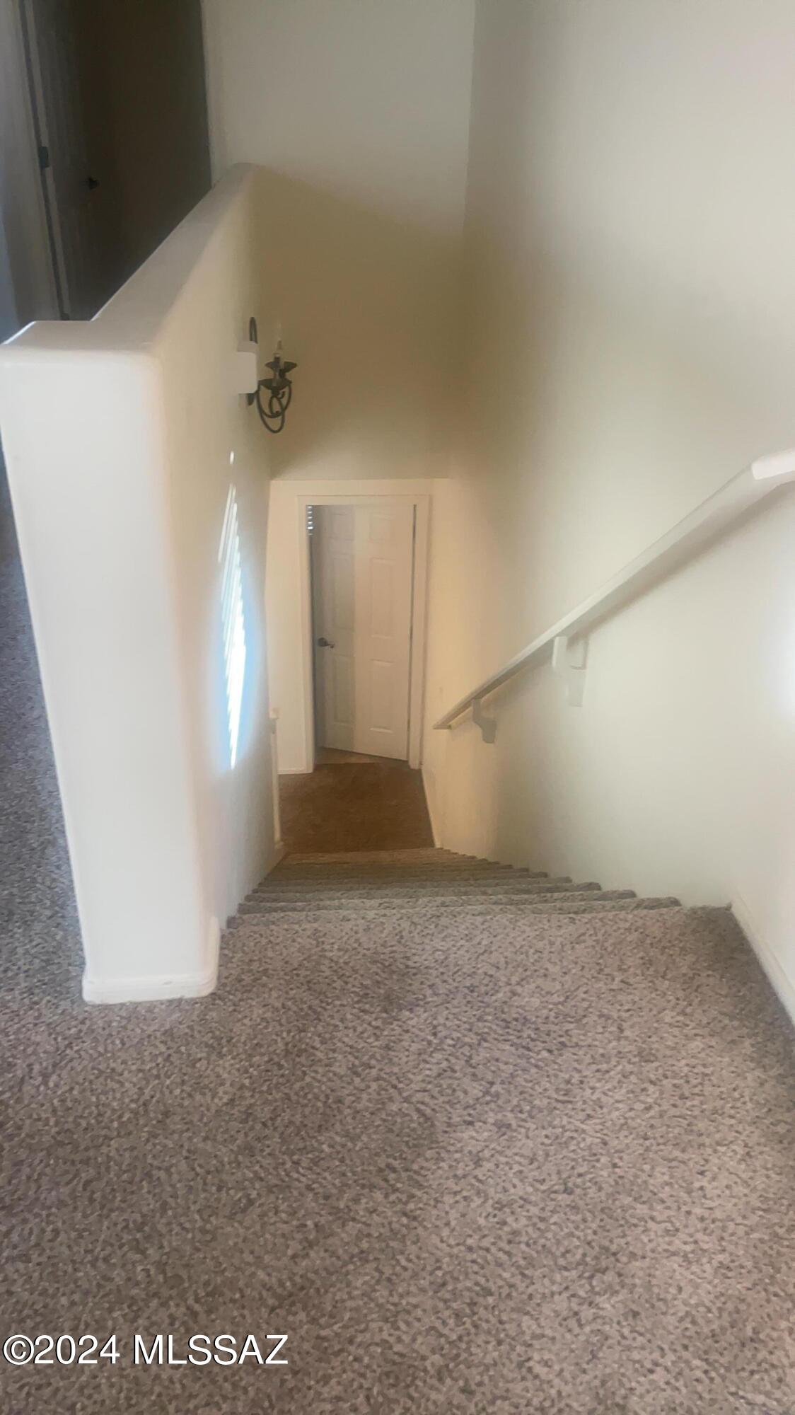 Riverhaven (1-373) - Residential Lease