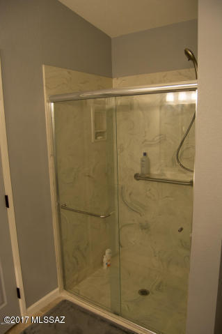 Unsubdivided - Residential Lease