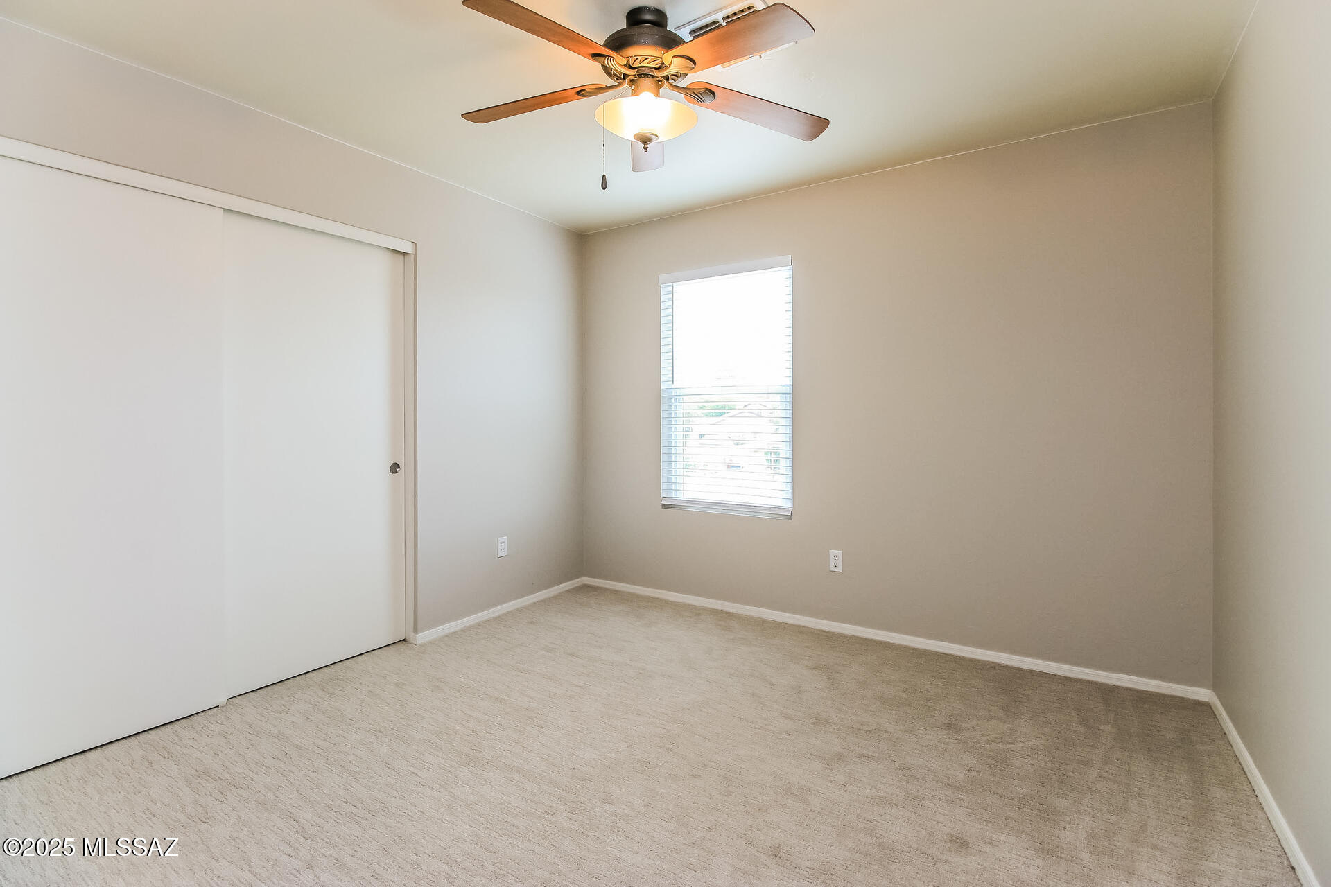 Mesquite Cove (1-73) - Residential Lease
