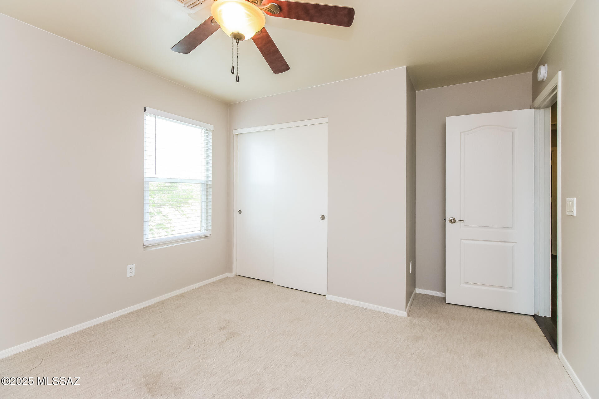 Mesquite Cove (1-73) - Residential Lease