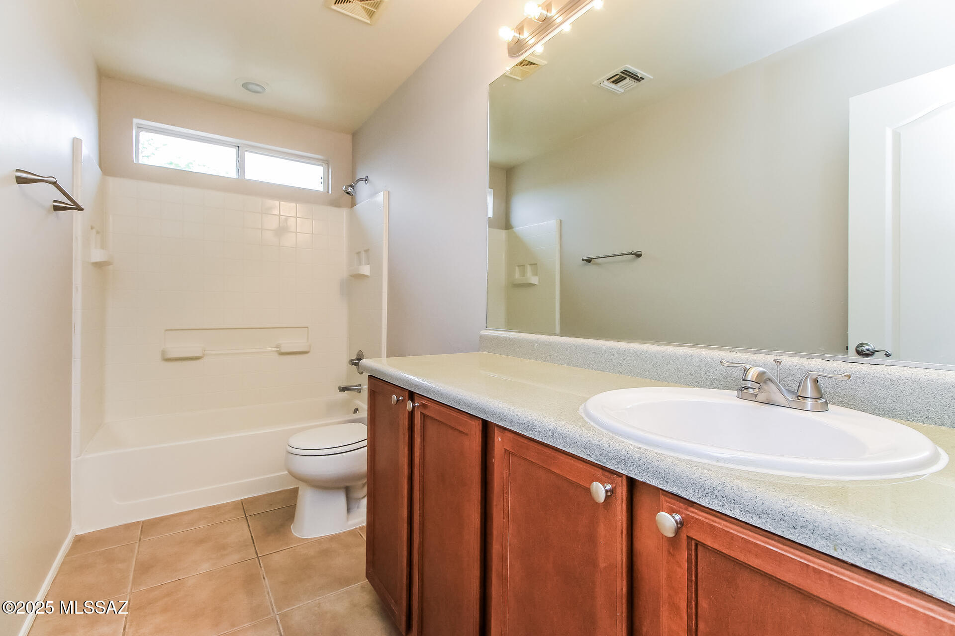 Mesquite Cove (1-73) - Residential Lease