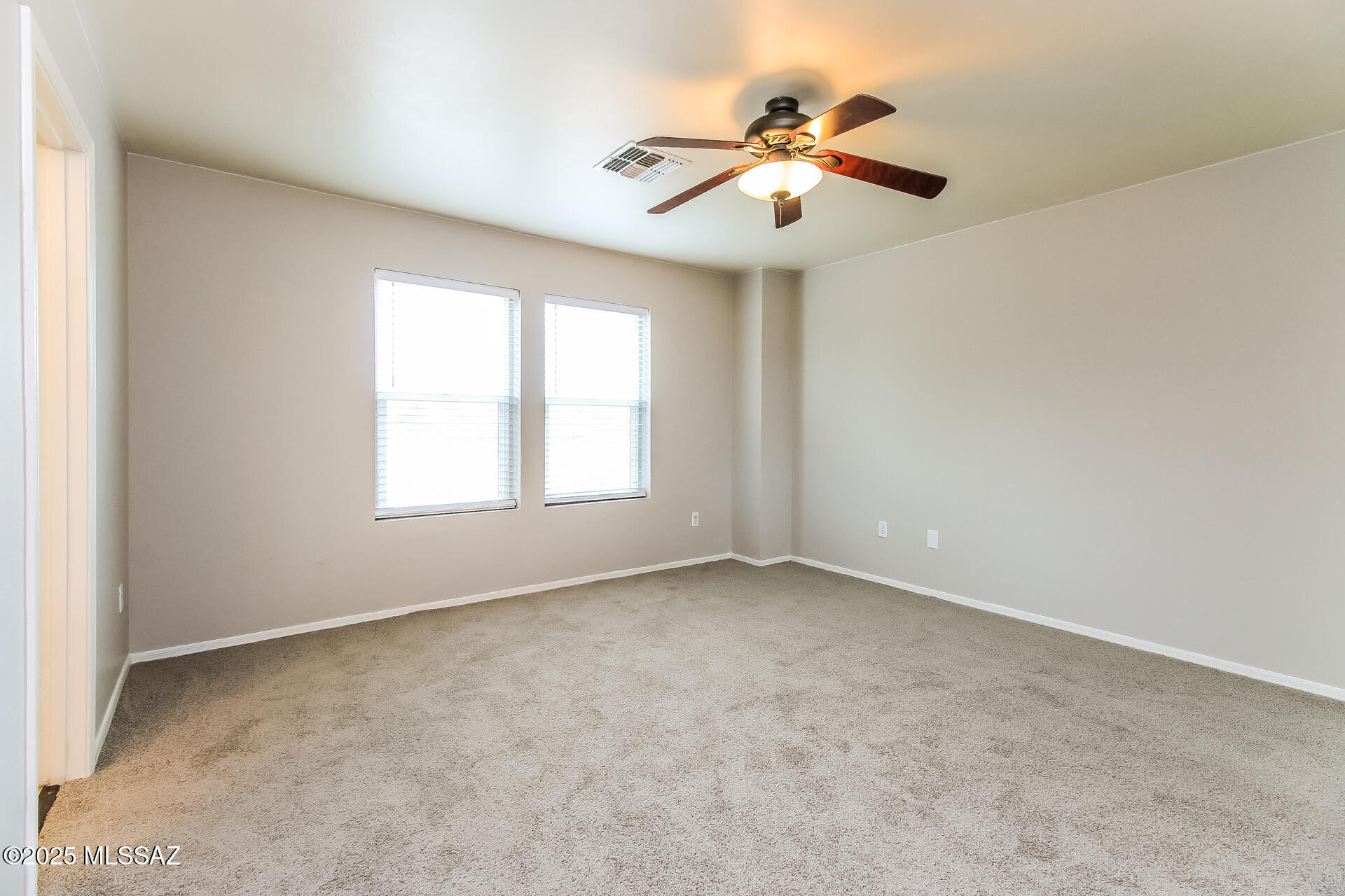 Mesquite Cove (1-73) - Residential Lease