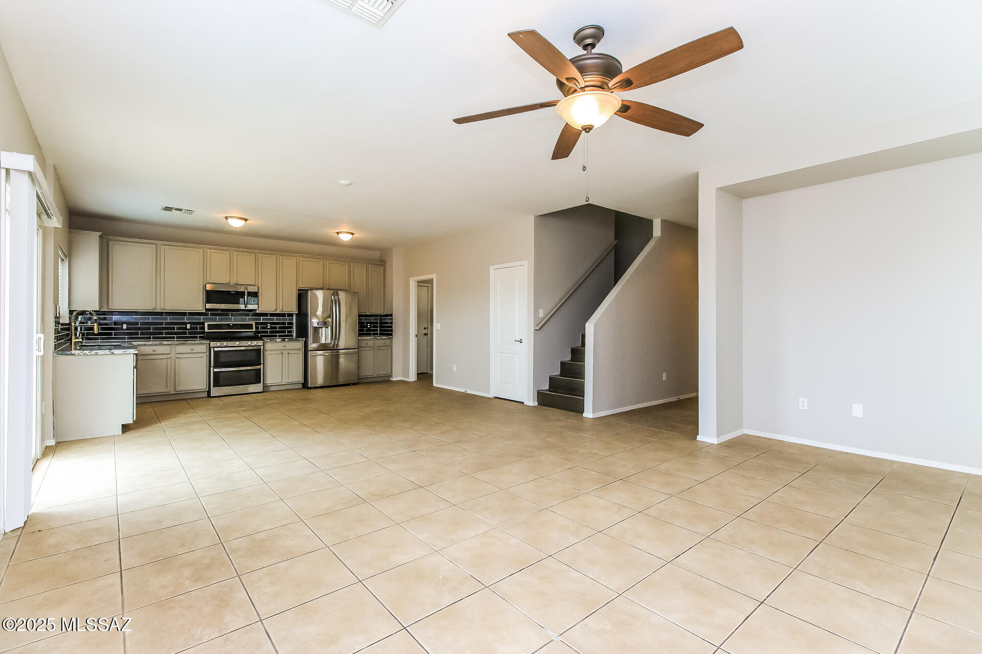 Mesquite Cove (1-73) - Residential Lease